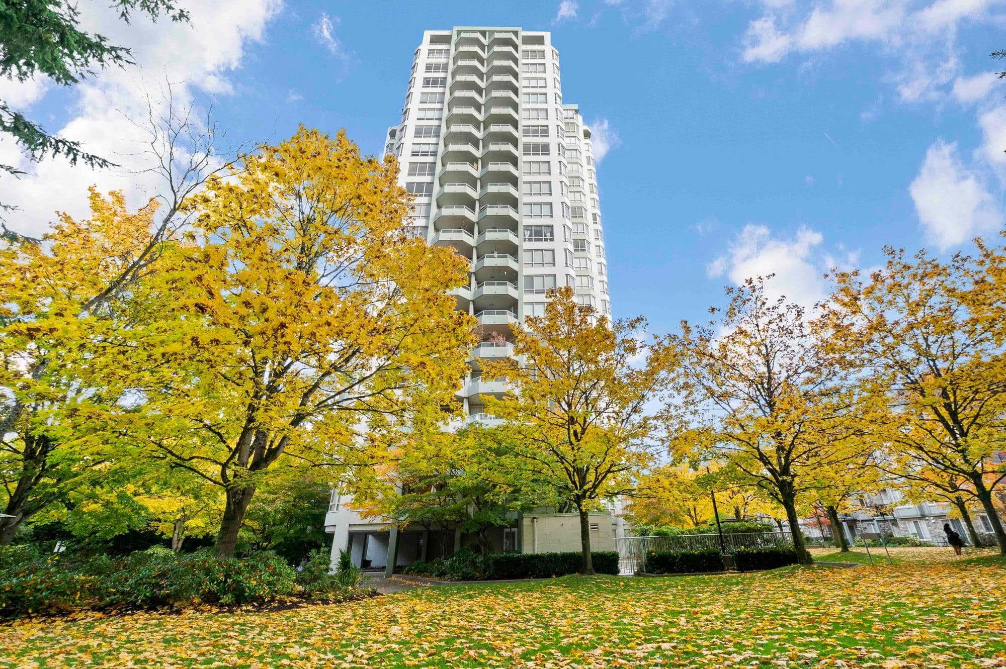 503 - 10082 148 Street, Surrey, V3R 0S3 — photo 1