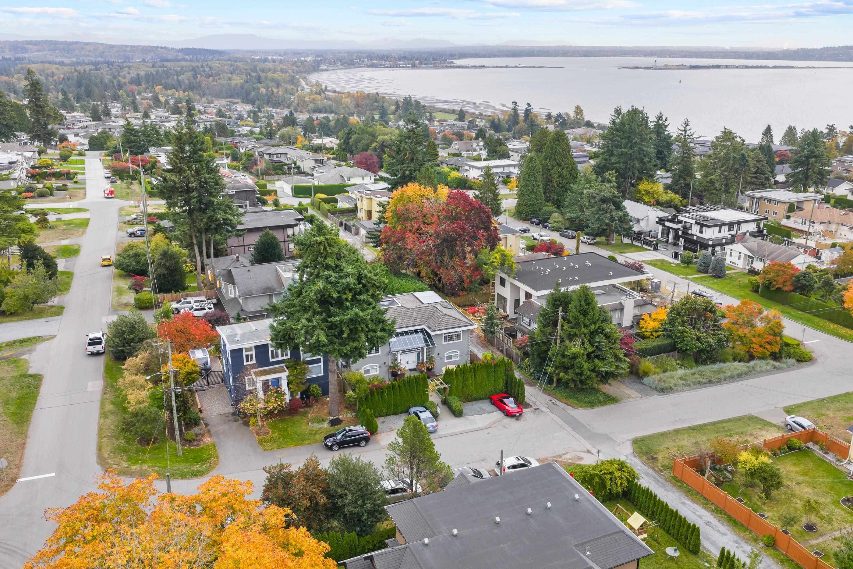 1170 Dolphin Street, White Rock, V4B 4G8 — photo 2