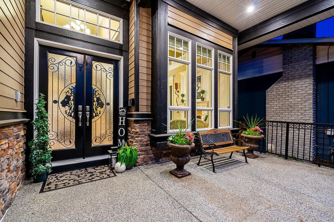5866 126 Street, Surrey, V3X 1V8 — photo 3