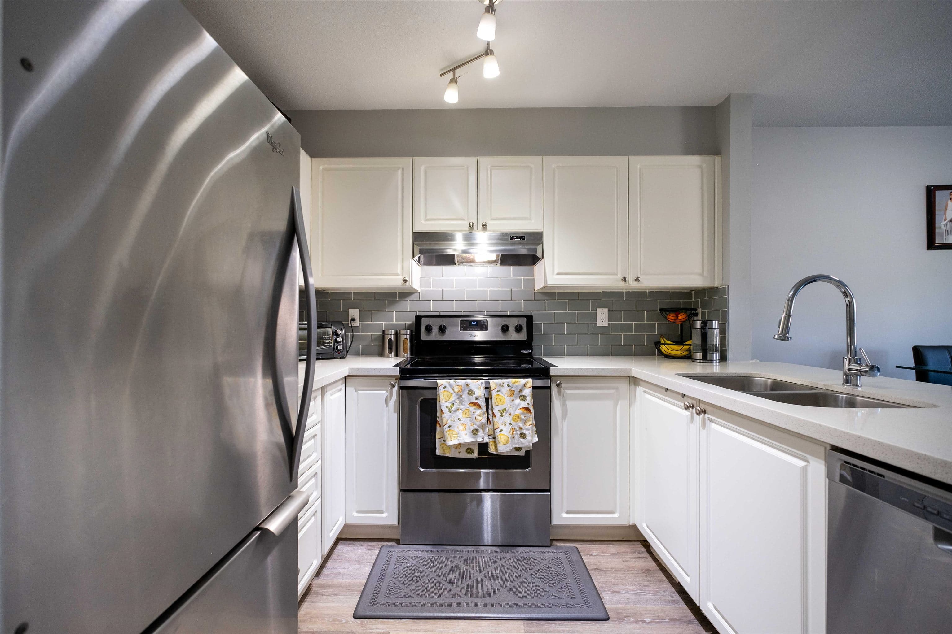 305 - 13733 74 Avenue, Surrey, V3W 1B8 — photo 5