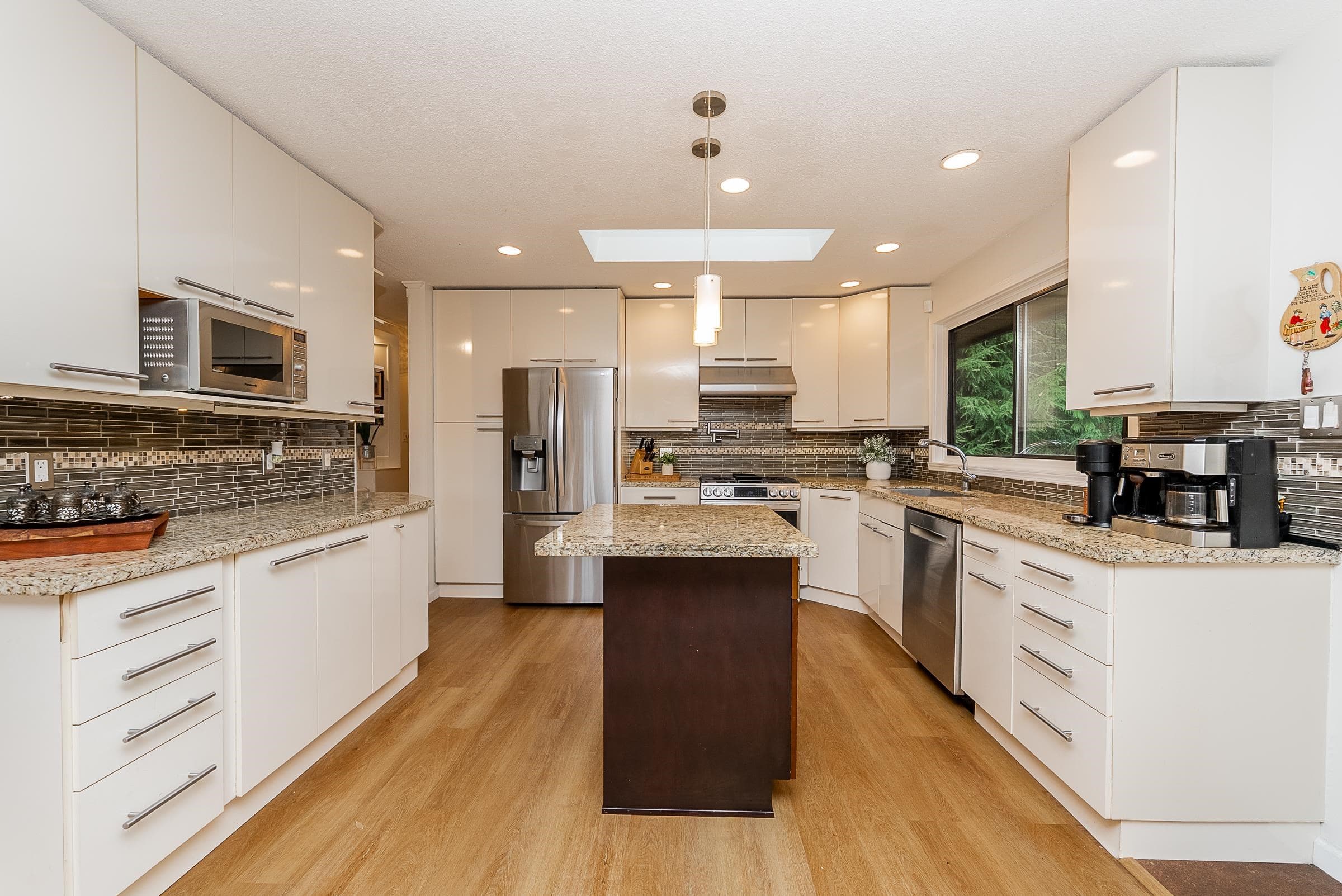 2988 Fleet Street, Coquitlam