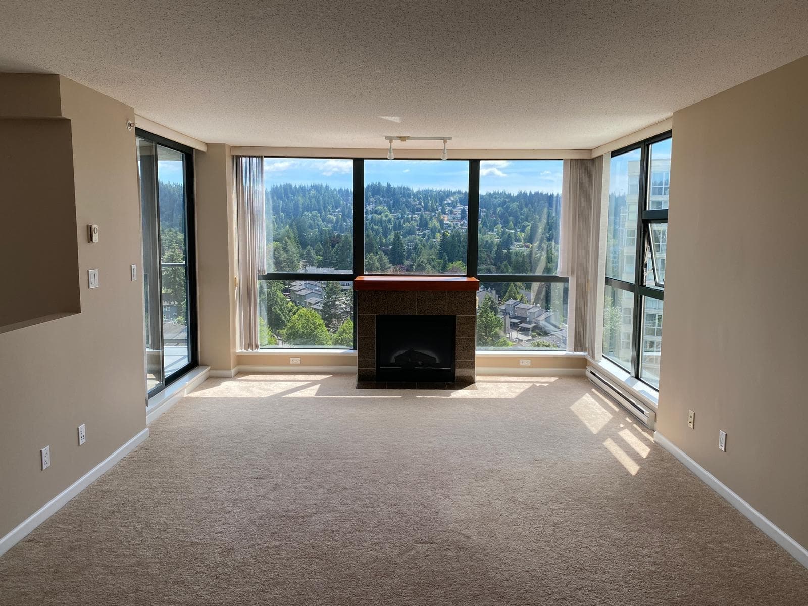 1503 - 288 Ungless Way, Port Moody, V3H 0C9 — photo 2