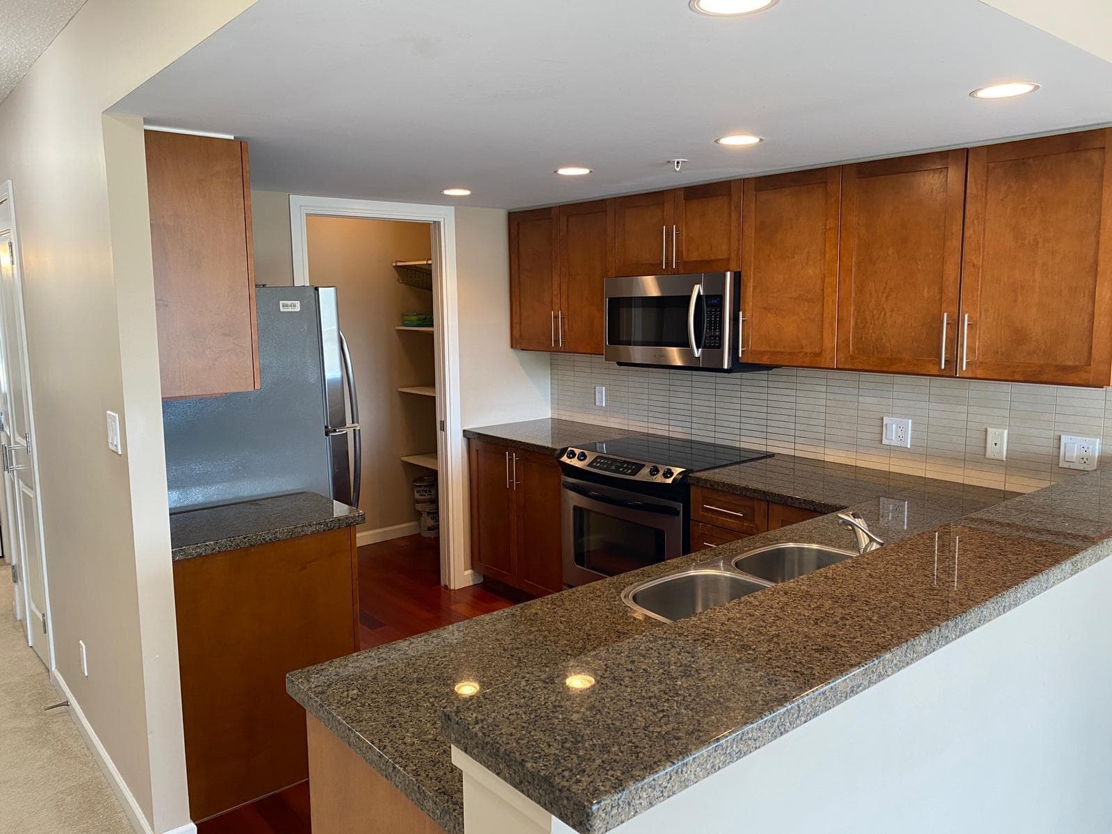 1503 - 288 Ungless Way, Port Moody, V3H 0C9 — photo 4