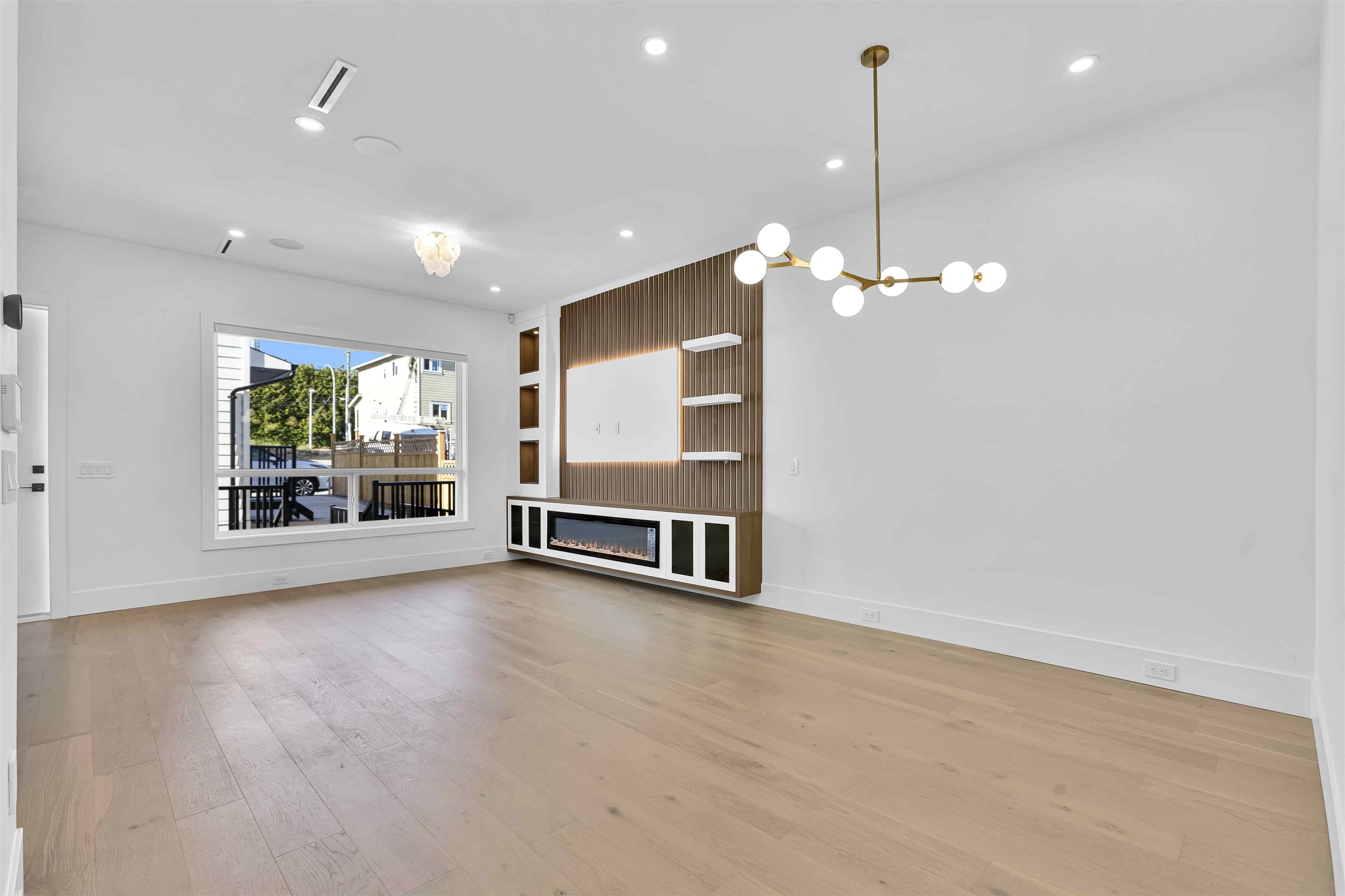 16723 19a Avenue, Surrey, V3Z 1K2 — photo 4