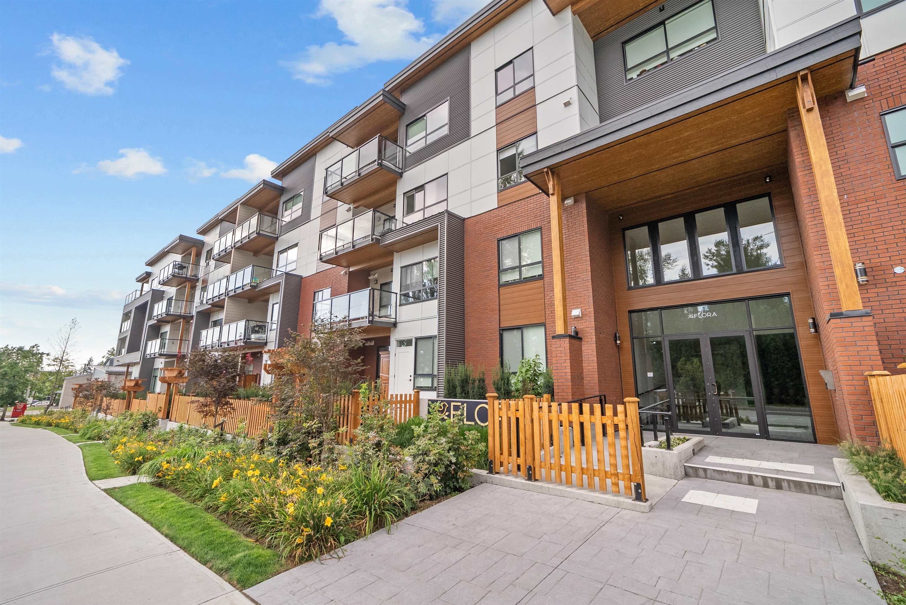 405 - 20286 72b Avenue, Langley, V2Y 1T9 — photo 1