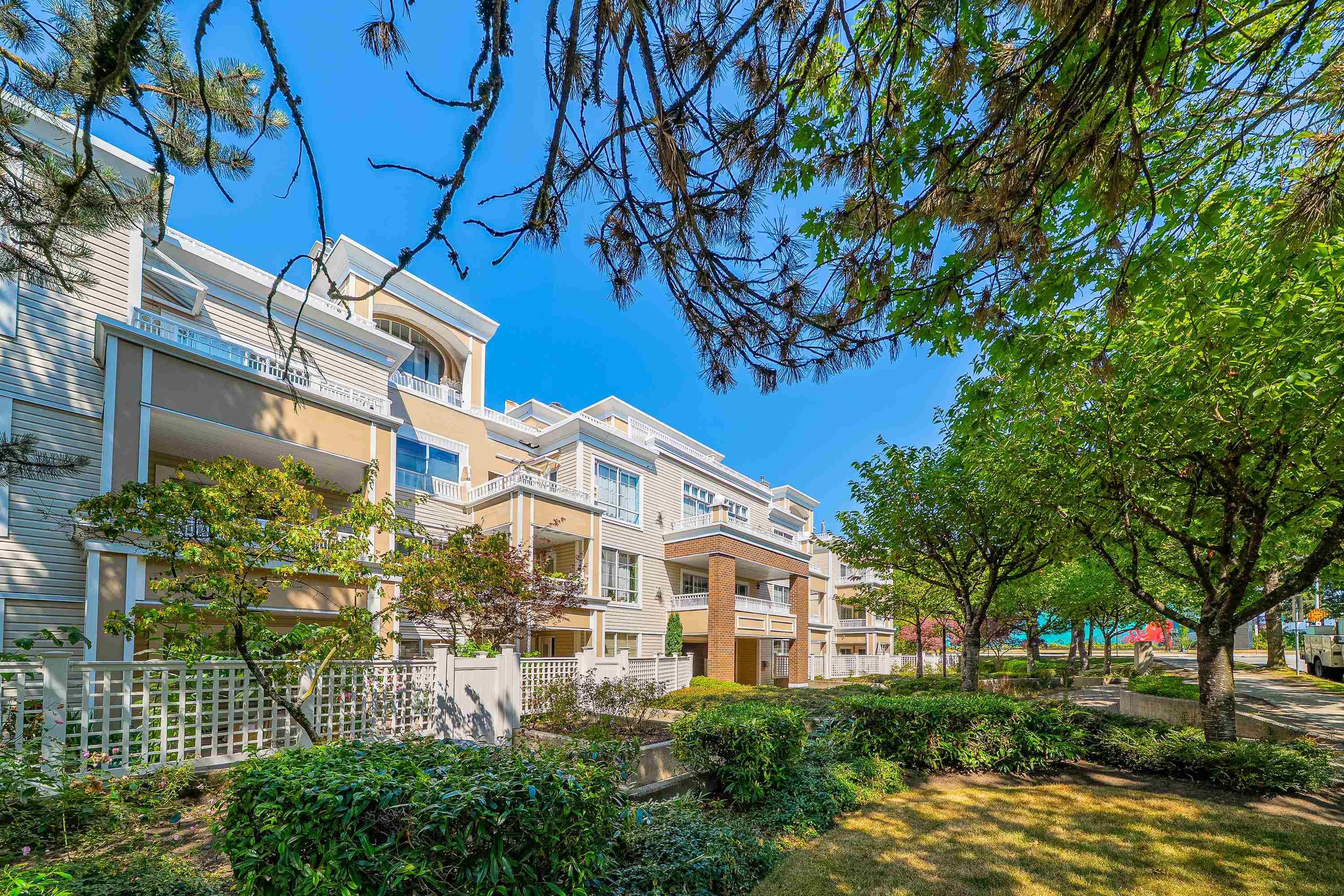 211 - 7117 Antrim Avenue, Burnaby