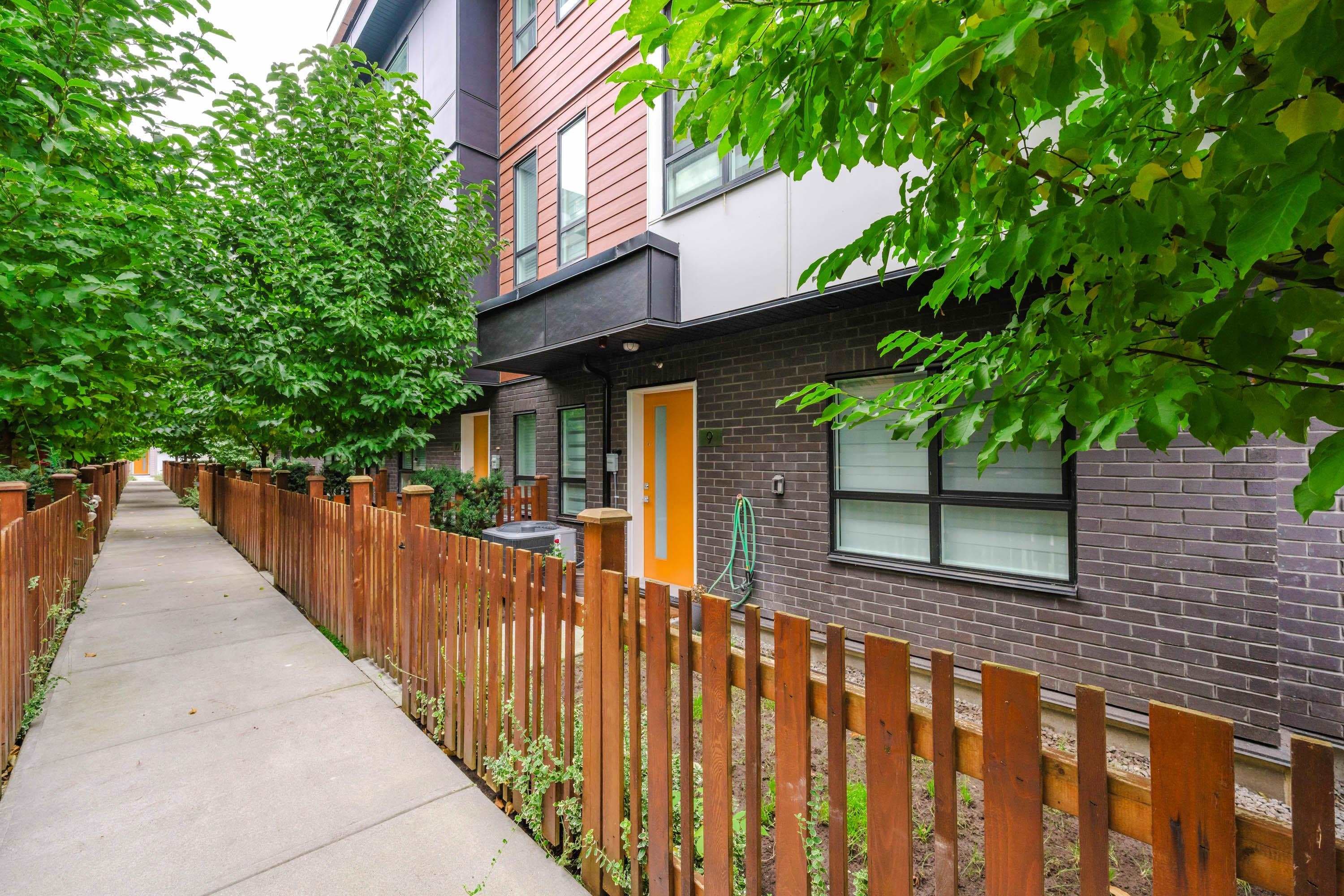 9 - 19749 55 Avenue, Langley, V3A 0M2 — photo 2