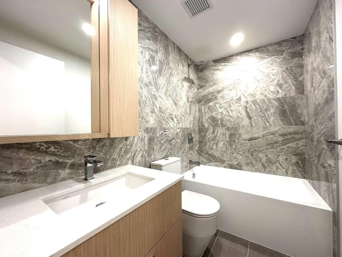 2210 - 6468 Willingdon Avenue, Burnaby, V5H 0L3 — photo 4