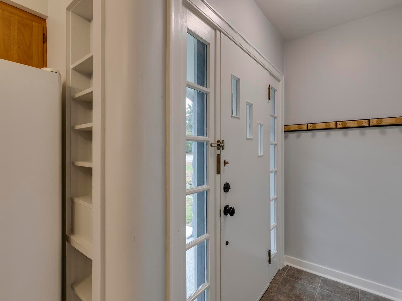33700 3rd Avenue, Mission, V2V 1R2 — photo 5