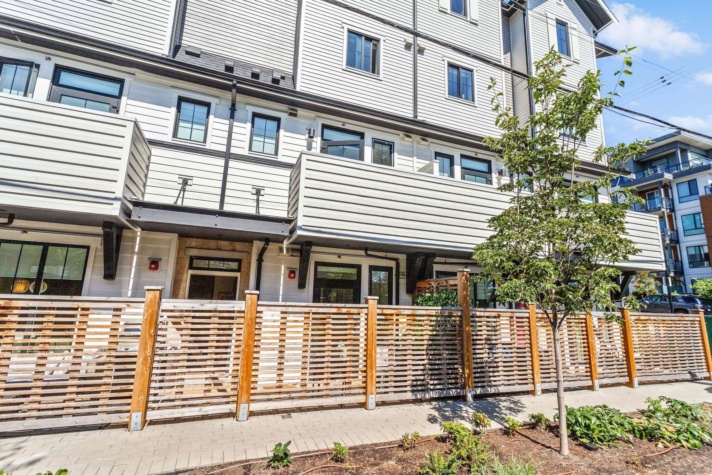 6 - 237 Ridgeway Avenue, North Vancouver, V7L 0H6 — photo 1