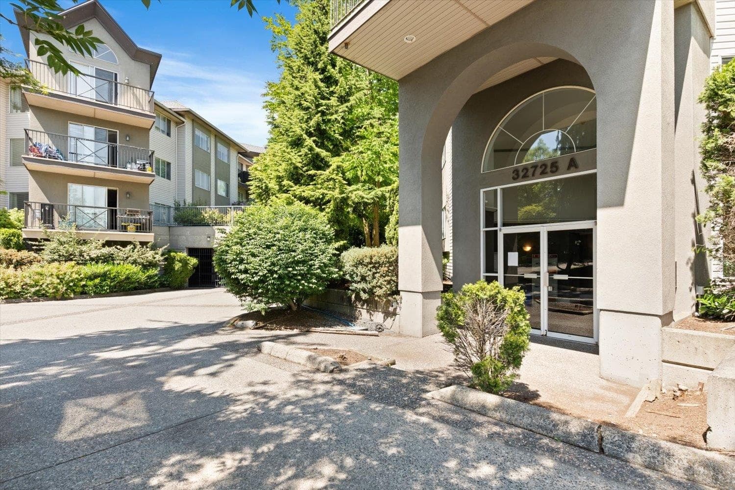 306 - 32725 George Ferguson Way, Abbotsford, V2T 5M5 — photo 2