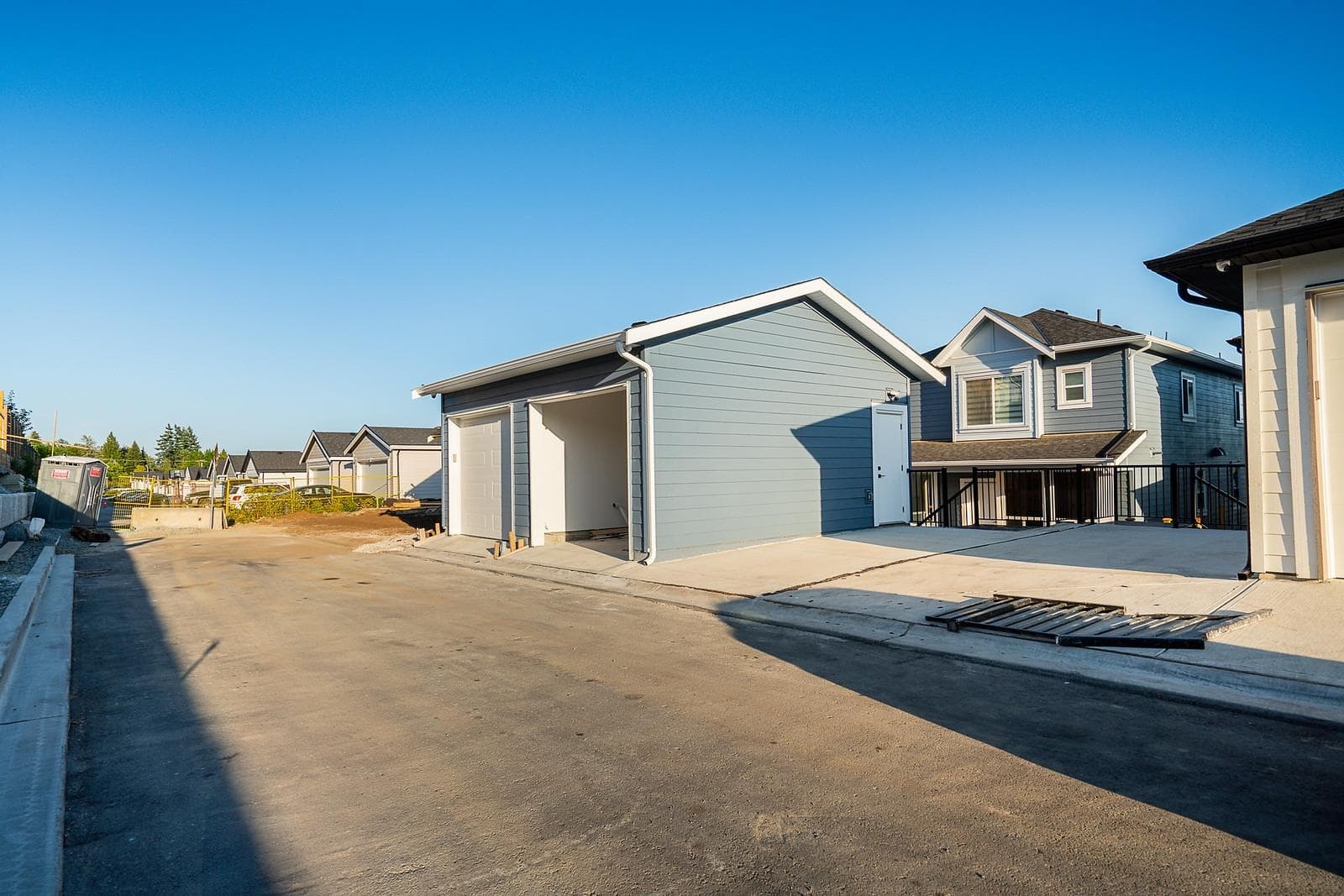 102 - 16693 16 Avenue, Surrey