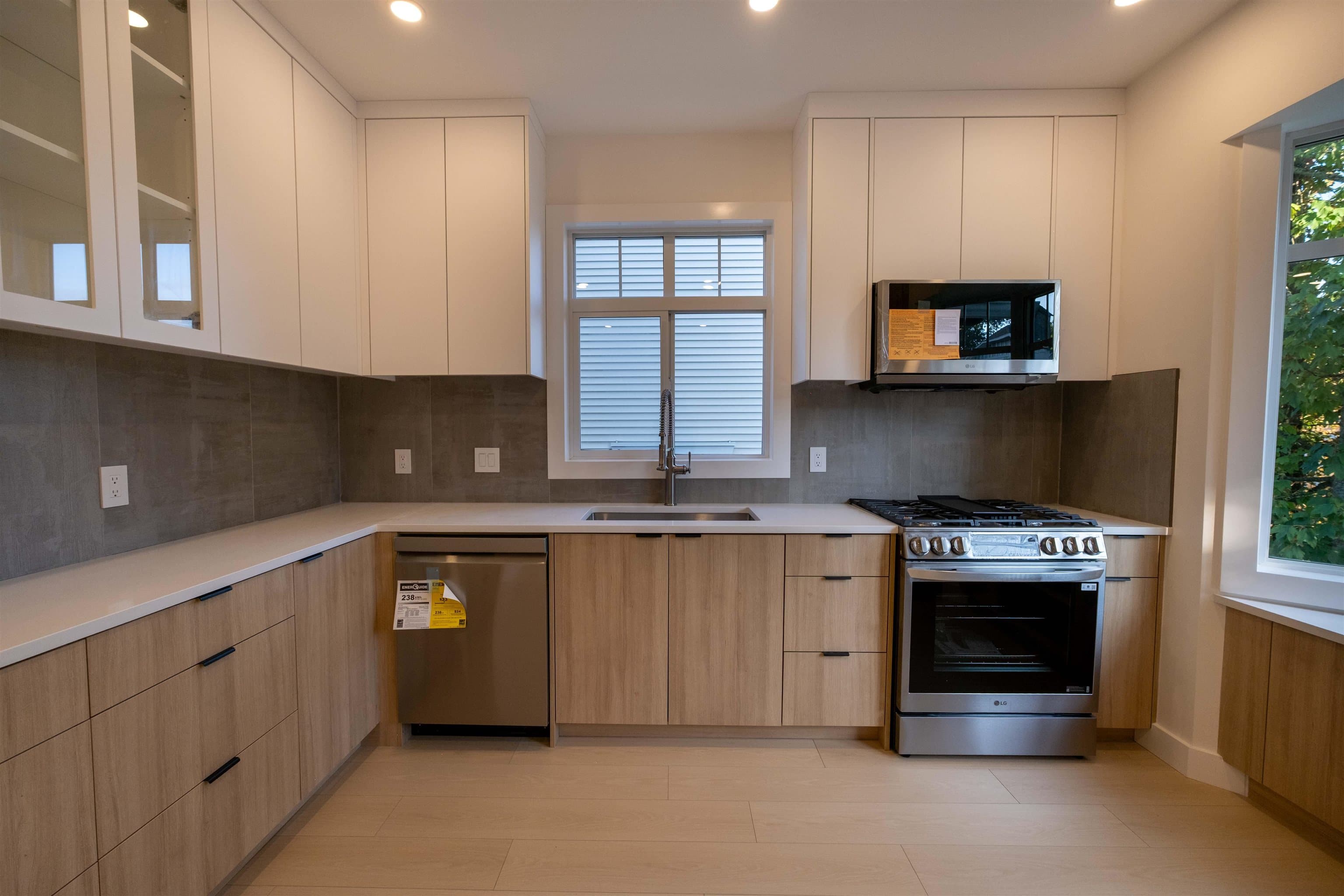 5 - 19551 66 Avenue, Surrey