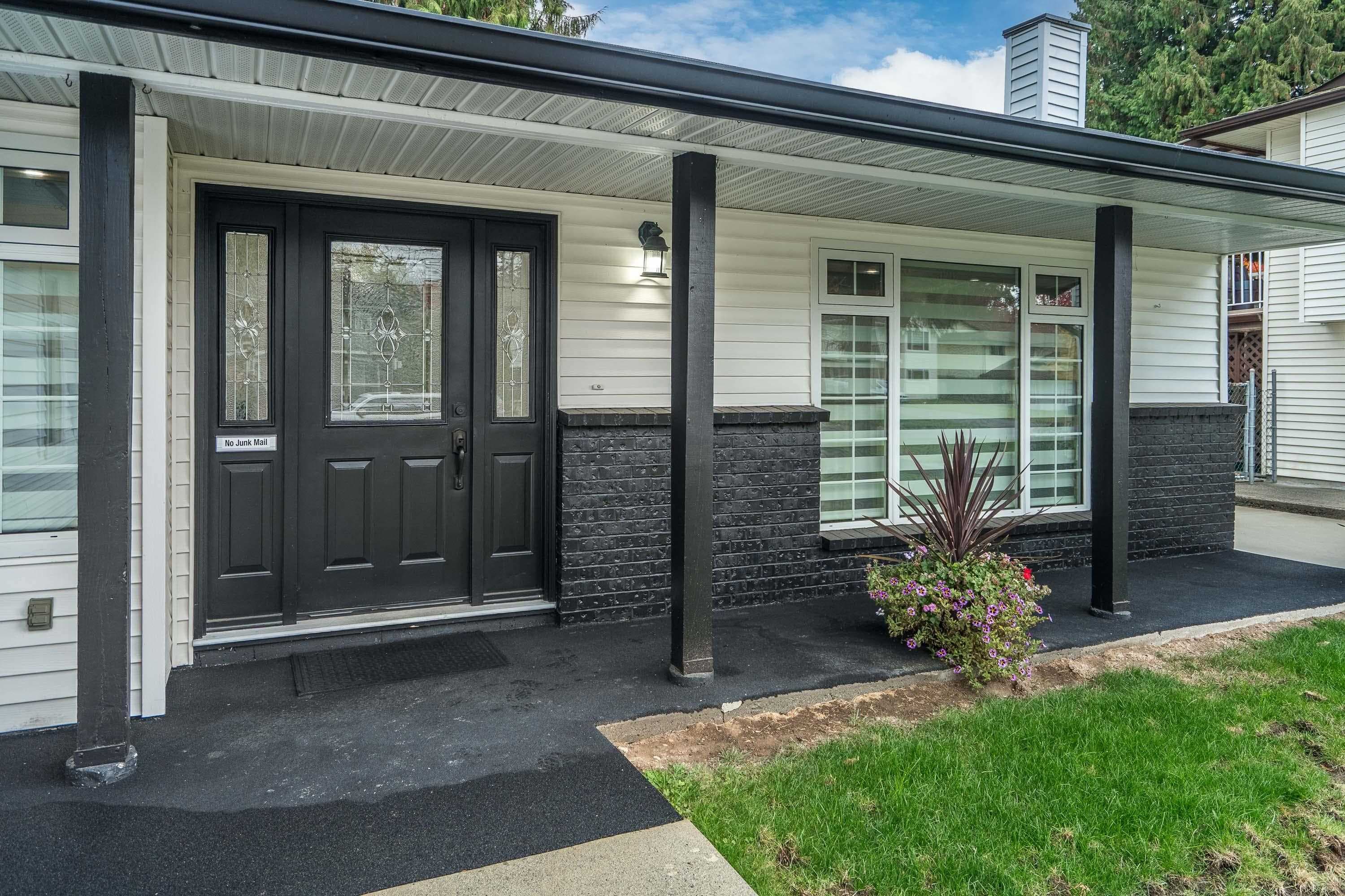 6154 130b Street, Surrey, V3X 2G9 — photo 4