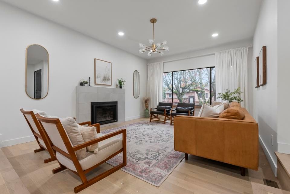 14041 88a Avenue, Surrey, V3V 7H4 — photo 2