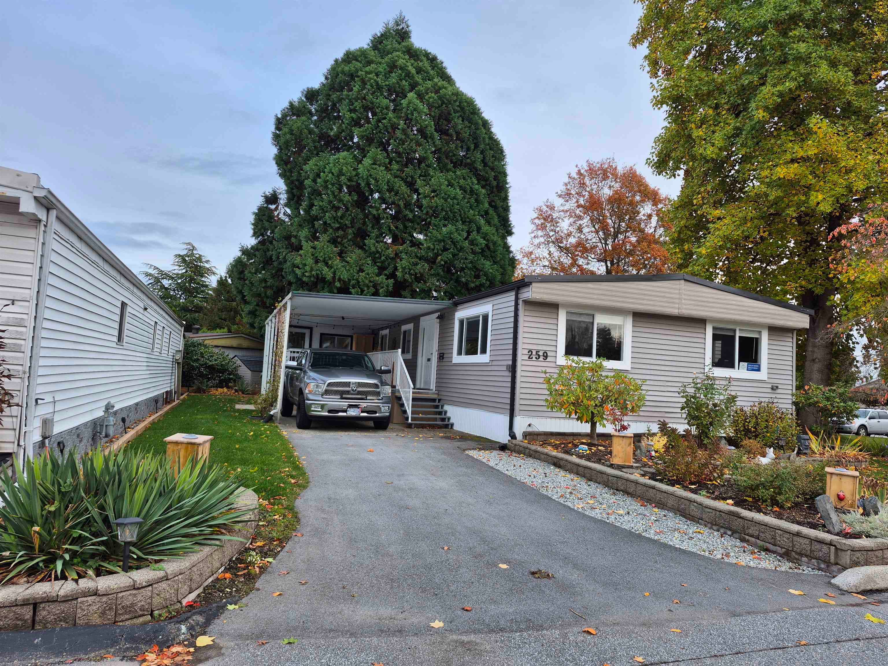 259 - 1840 160 Street, Surrey, V4A 4X4 — photo 1