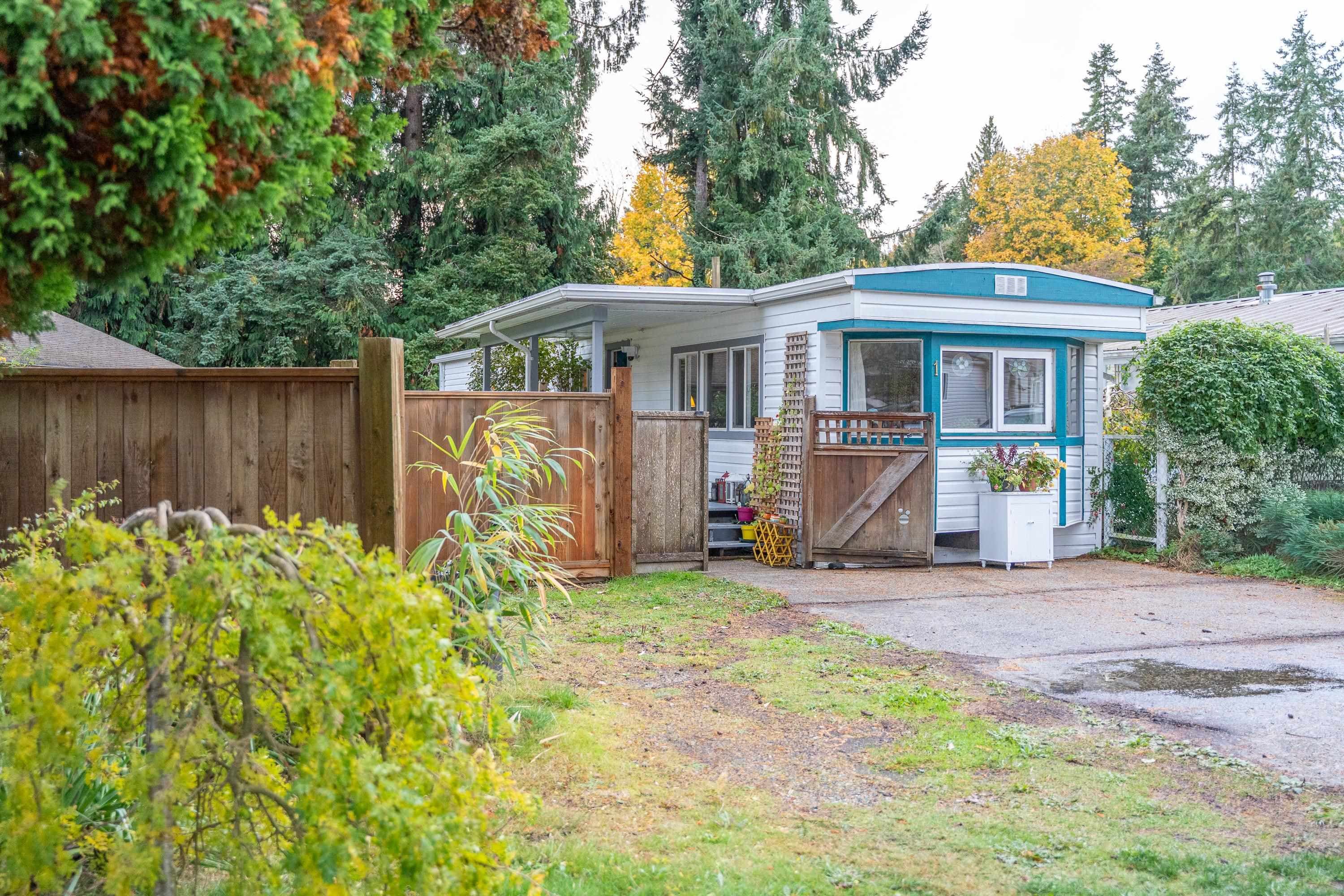 1 - 4514 Sunshine Coast Highway, Sechelt
