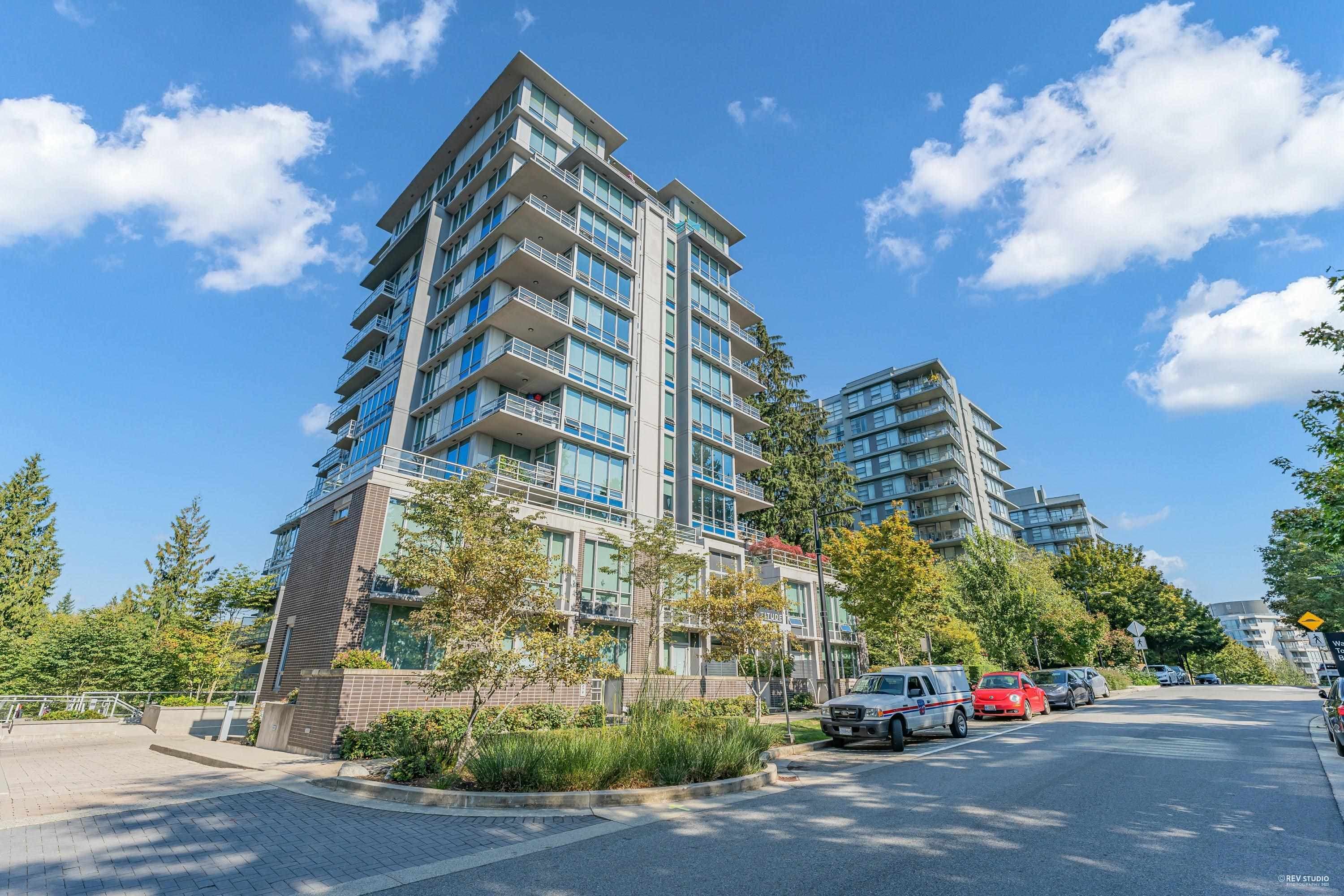 1005 - 9080 University Crescent, Burnaby