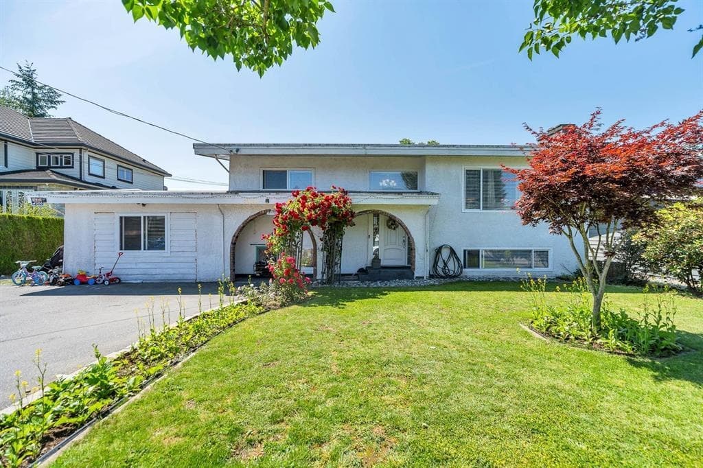 32678 Pandora Avenue, Abbotsford, V2T 3X1 — photo 2