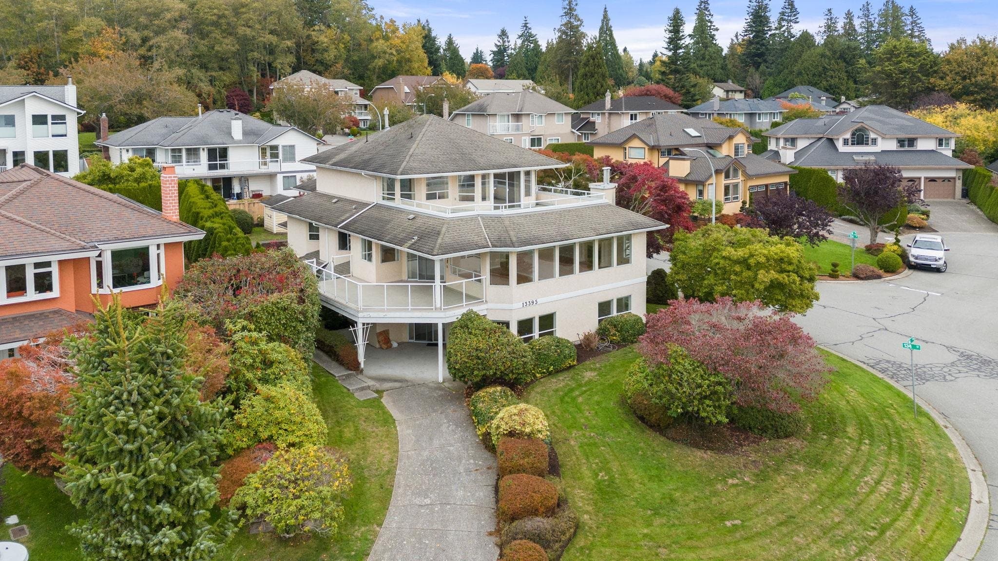 13395 14 Avenue, Surrey, V4A 9B7 — photo 2