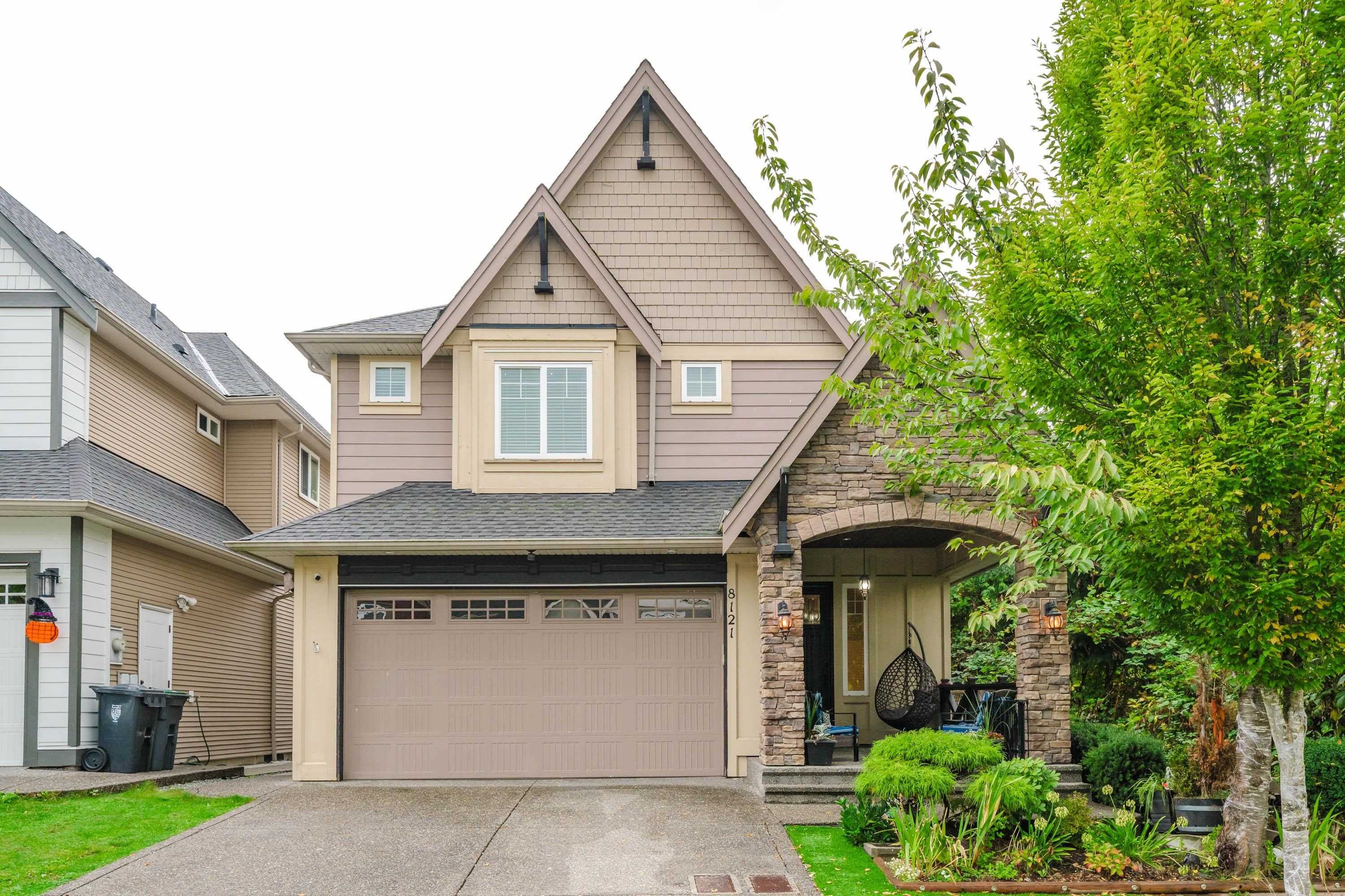 8121 210a Street, Langley, V2Y 0K2 — photo 2