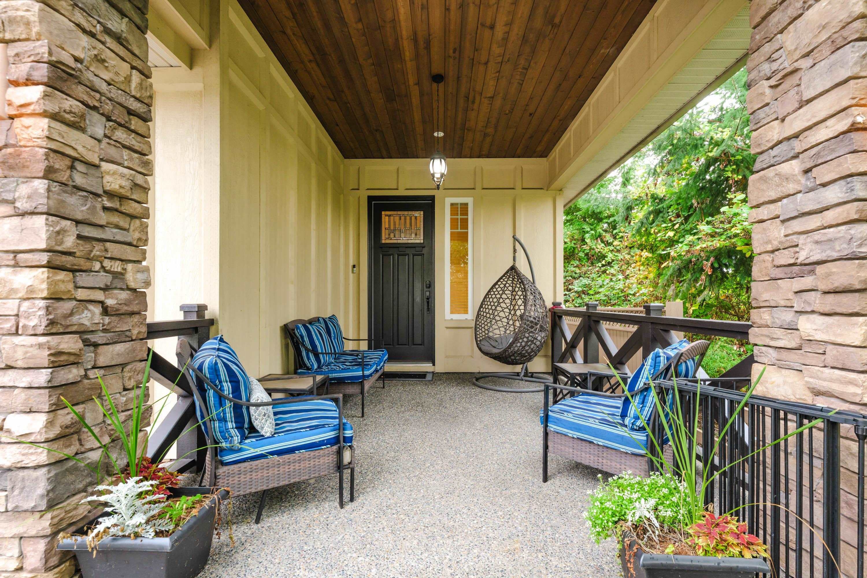 8121 210a Street, Langley, V2Y 0K2 — photo 4