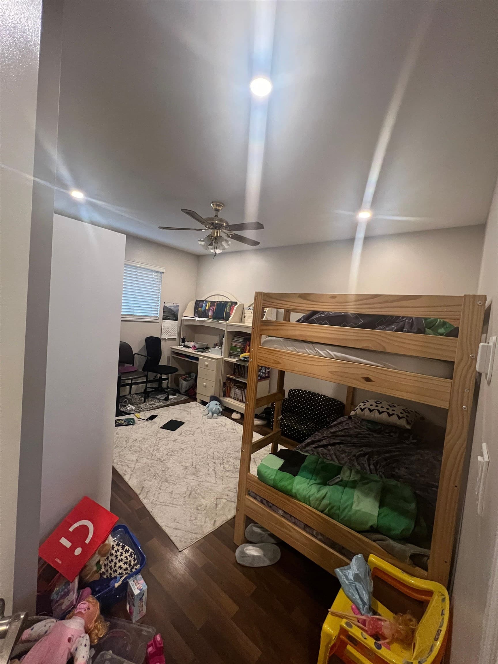 9337 152 Street, Surrey, V3R 4G2 — photo 3