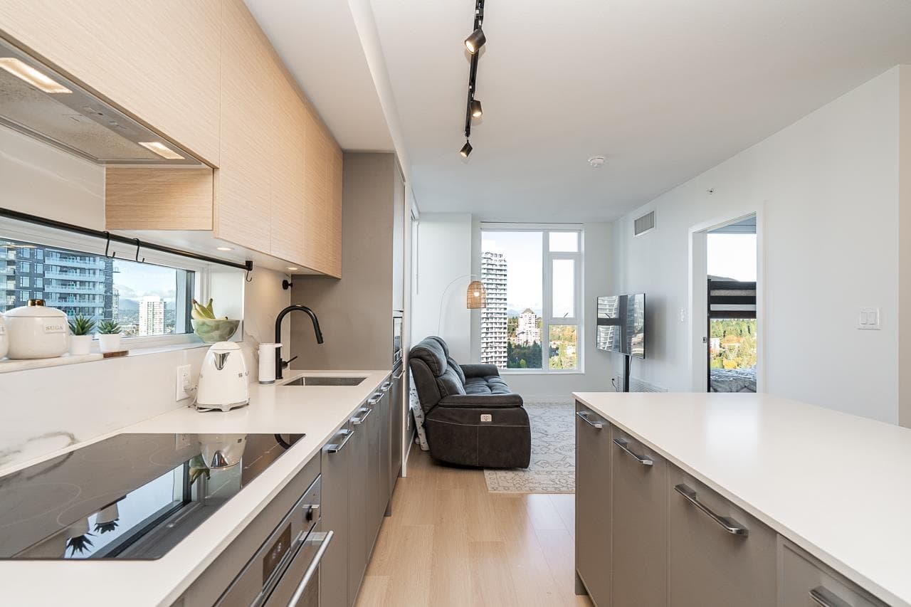 2604 - 13725 George Junction, Surrey, V3T 0V7 — photo 4