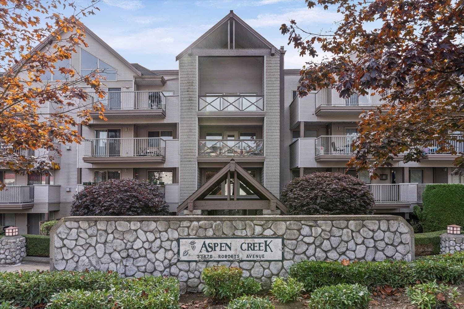 414 - 33478 Roberts Avenue, Abbotsford, V2S 8E1 — photo 2