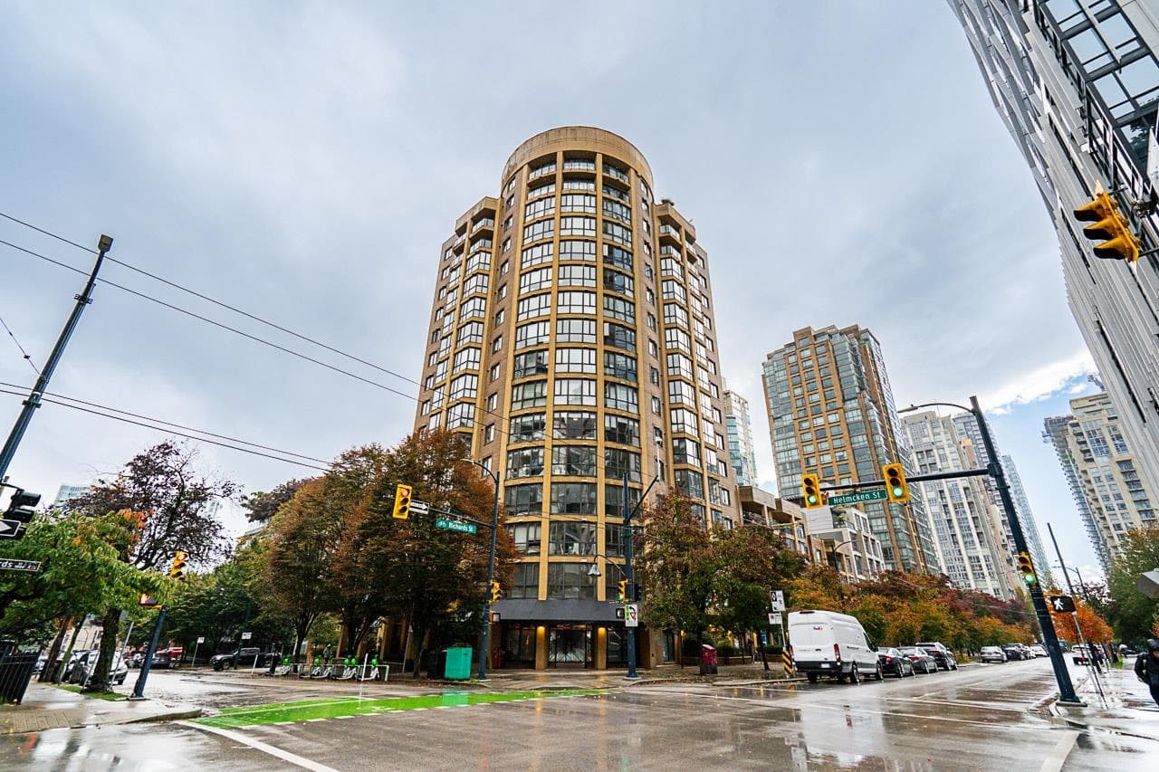 807 - 488 Helmcken Street, Vancouver