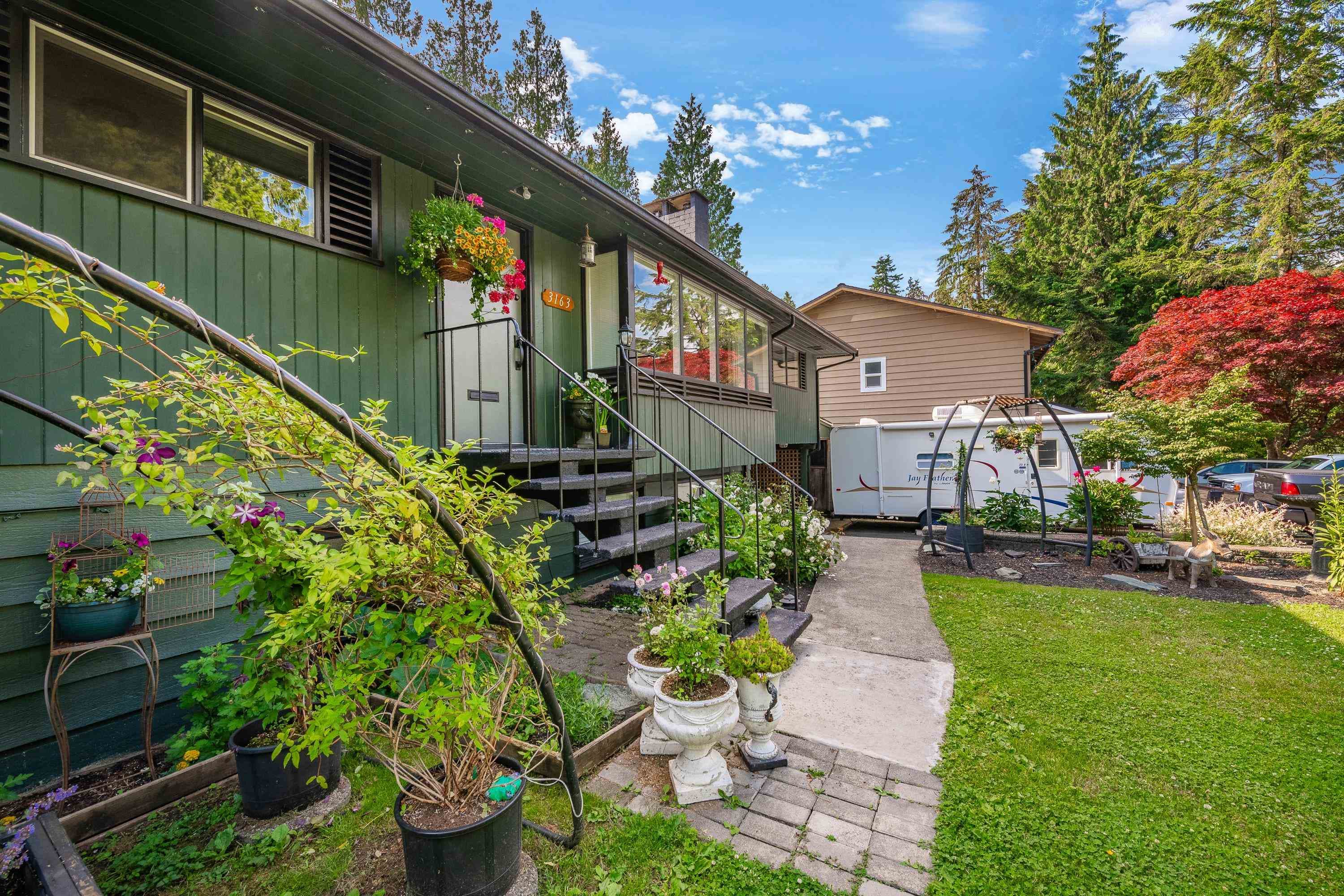 3163 Tennyson Crescent, North Vancouver, V7K 2A9 — photo 4