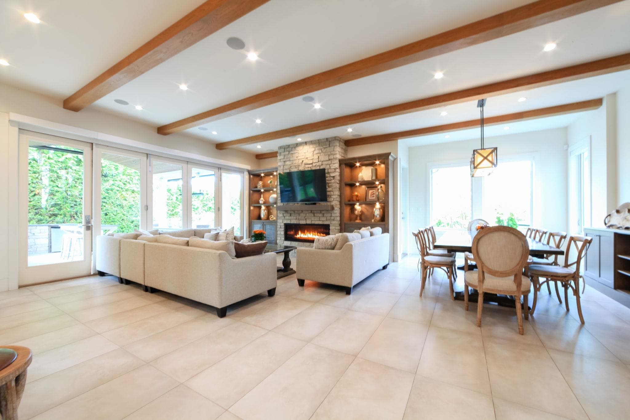 7863 Walmsley Court, Burnaby, V5E 3X3 — photo 4