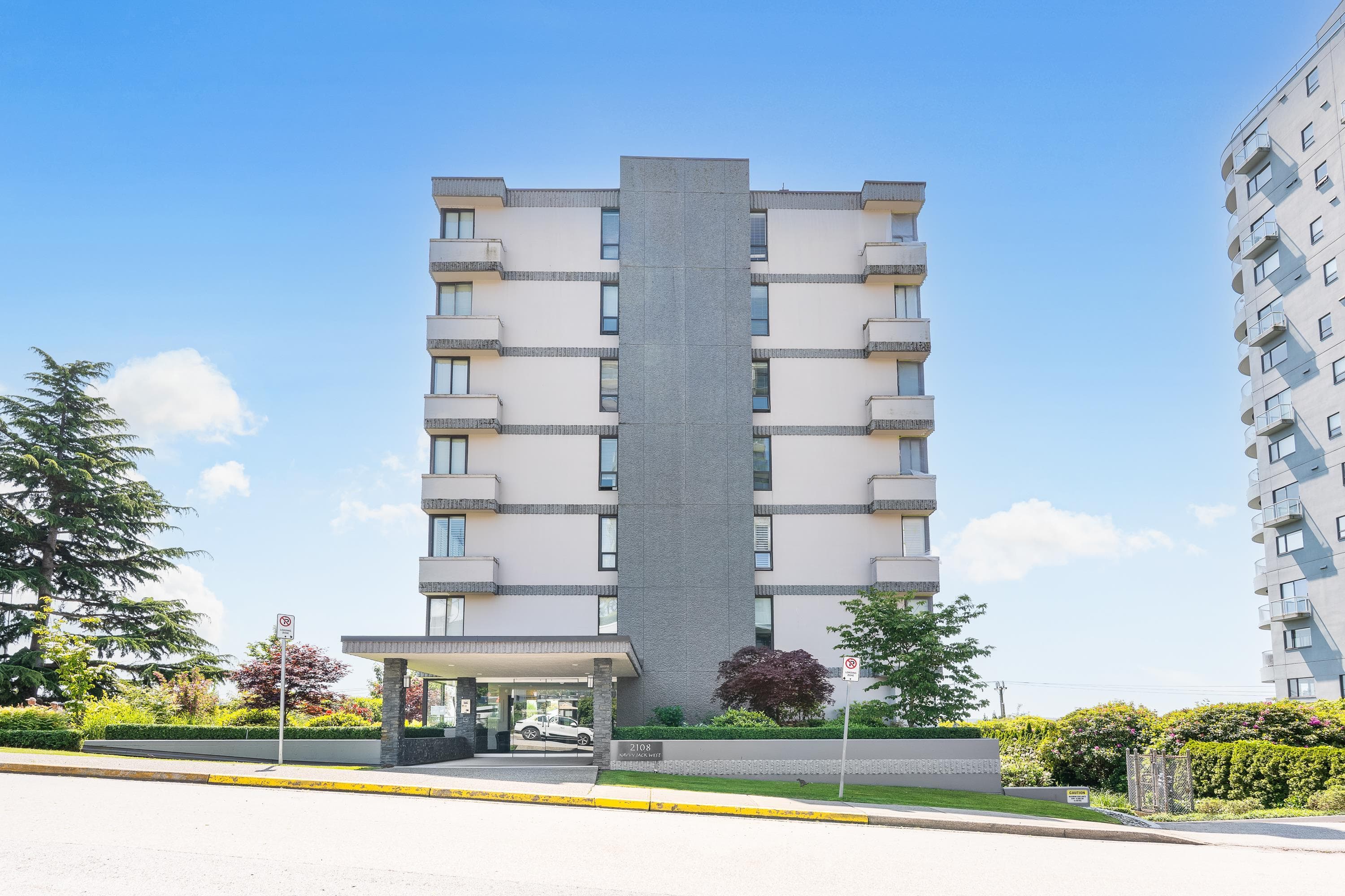 103 - 2108 Argyle Avenue, West Vancouver, V7V 1A4 — photo 4