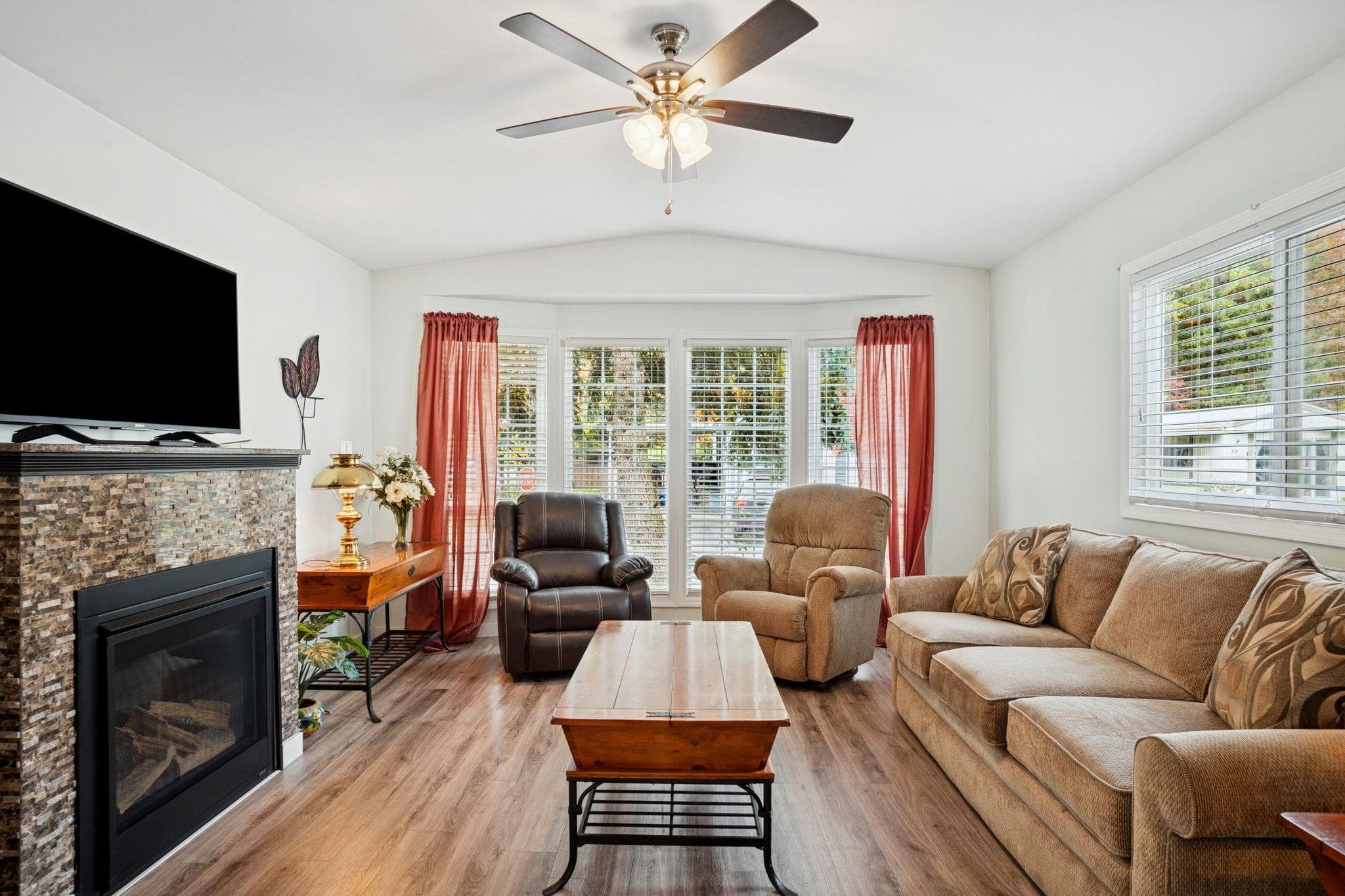 47 - 145 King Edward Street, Coquitlam, V3K 6L4 — photo 3