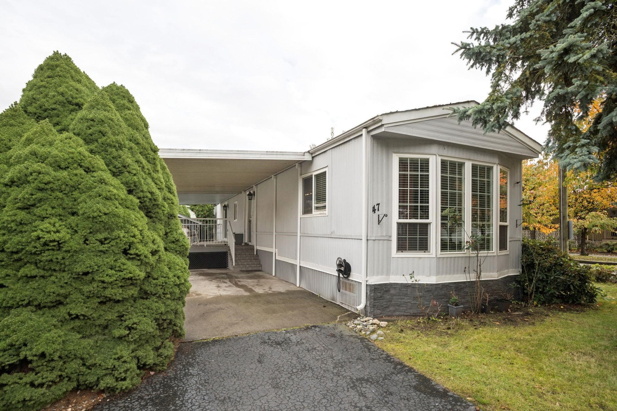 47 - 145 King Edward Street, Coquitlam, V3K 6L4 — photo 1