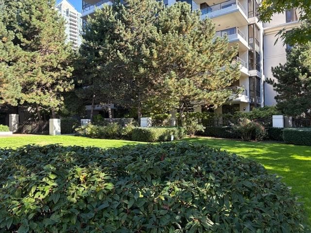 707 - 2088 Madison Avenue, Burnaby, V5C 6T5 — photo 1