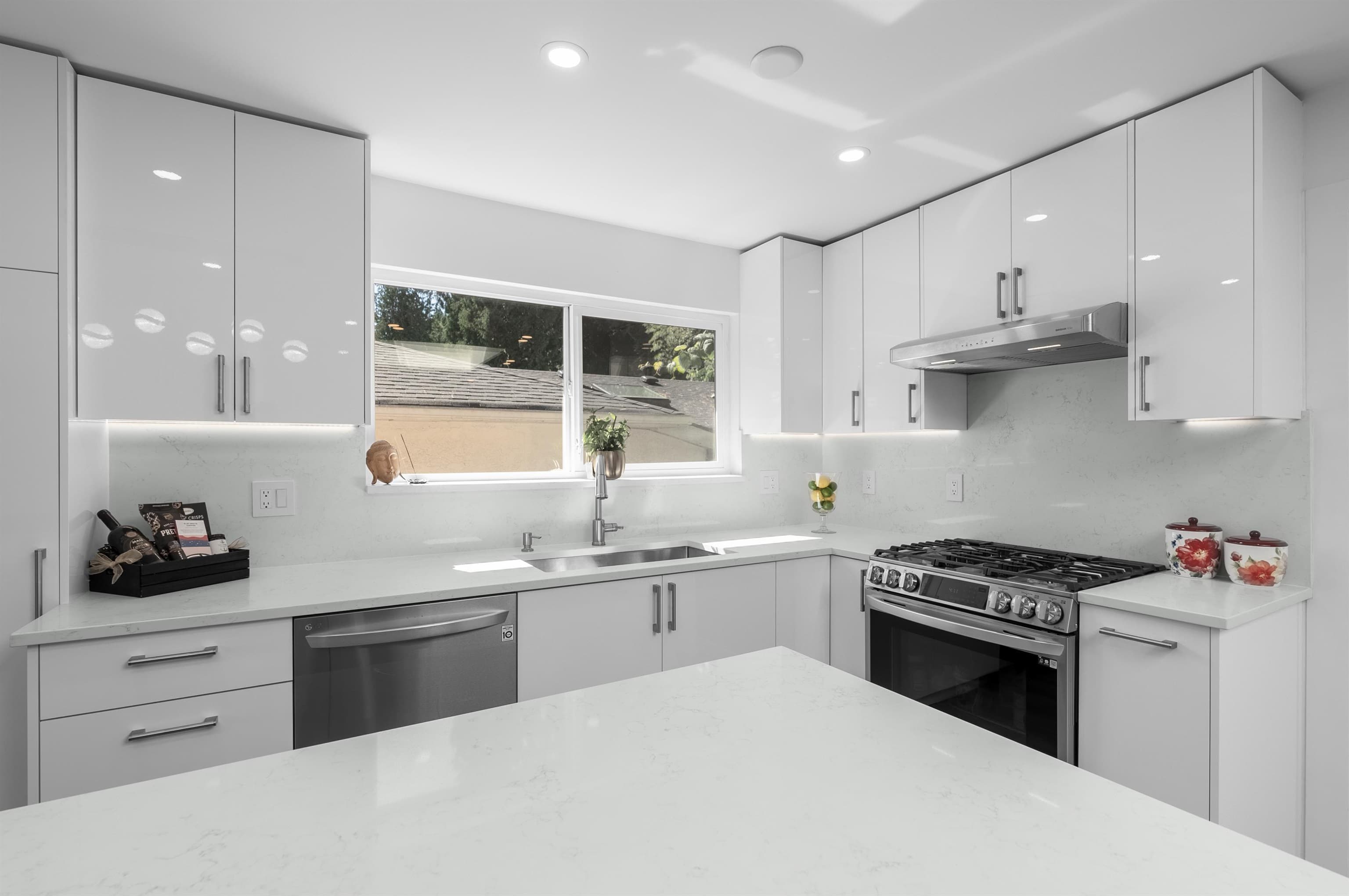 1286 Wellington Drive, North Vancouver, V7K 1L2 — photo 3