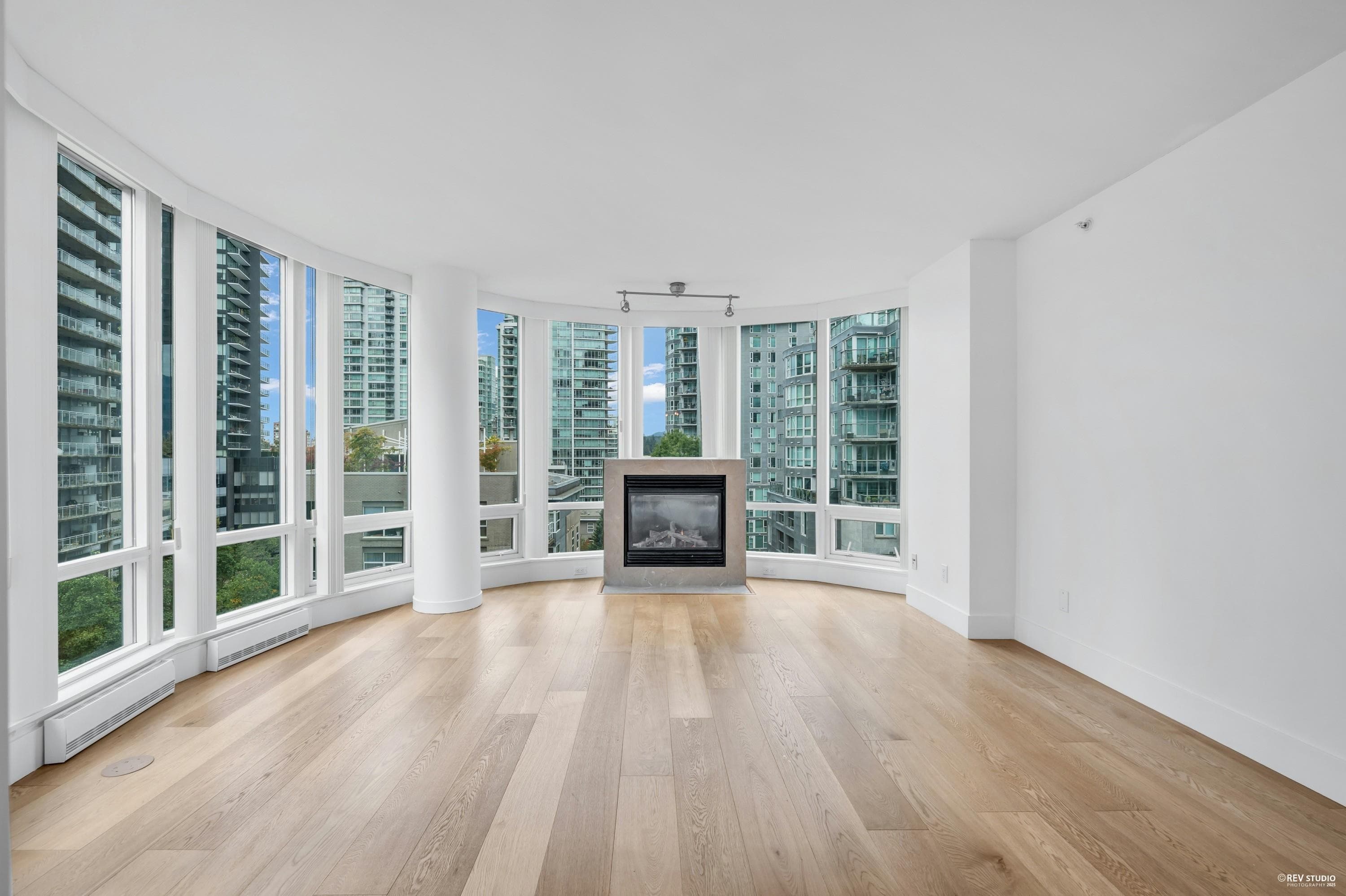 806 - 590 Nicola Street, Vancouver, V6G 3J8 — photo 3