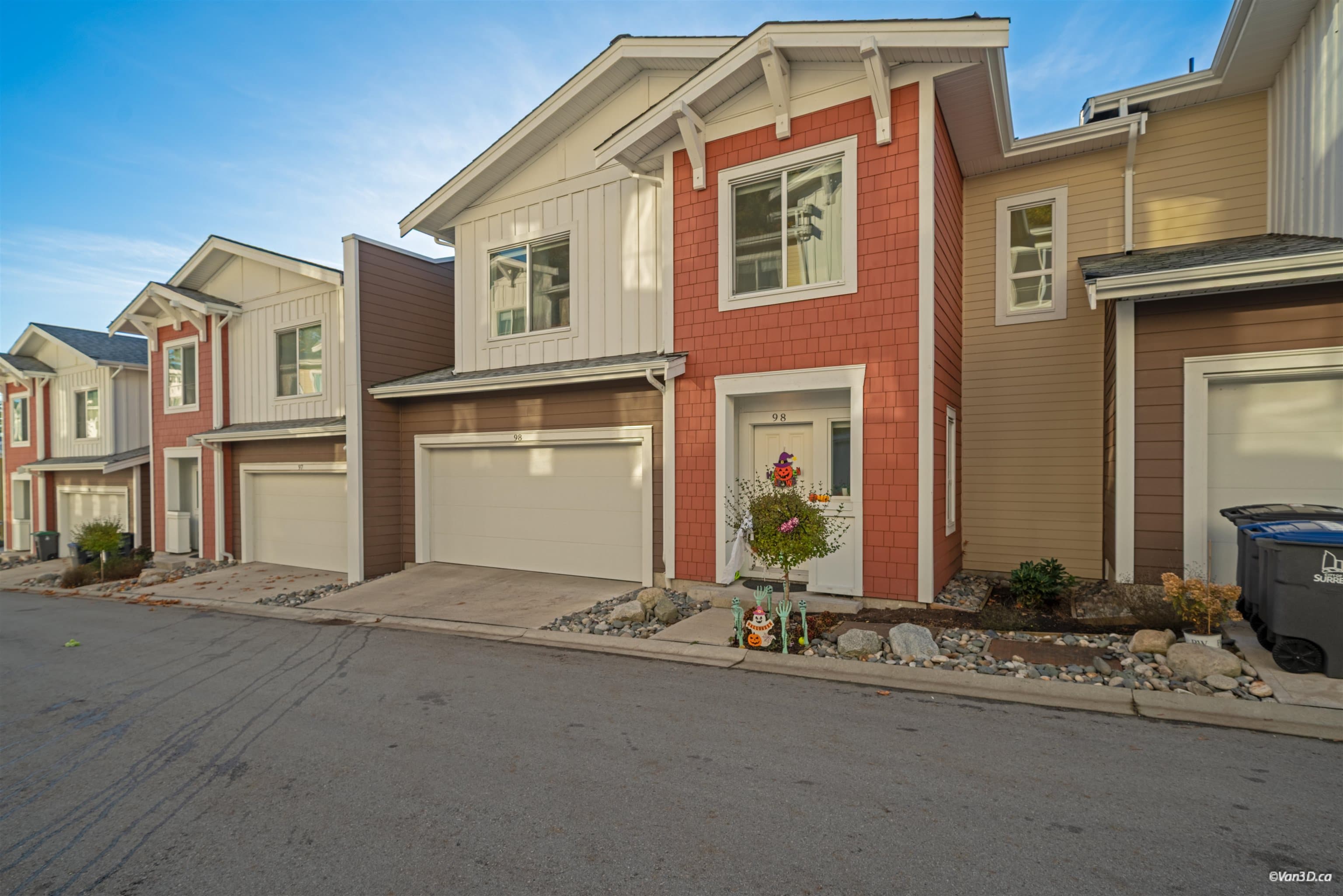 98 - 16561 17a Avenue, Surrey, V3Z 1J3 — photo 2