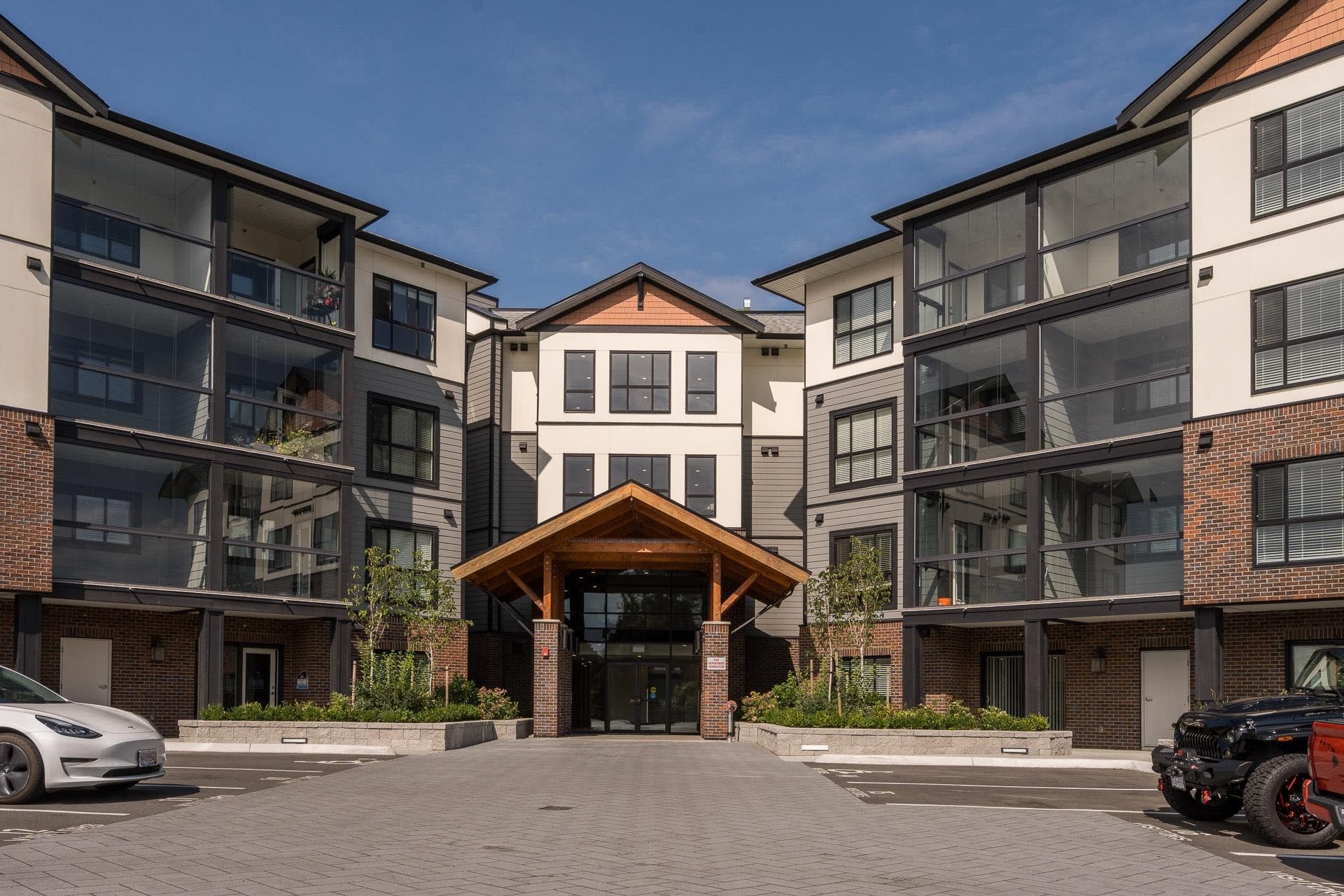 202 - 8497 Young Road, Chilliwack, V2P 4P2 — photo 3