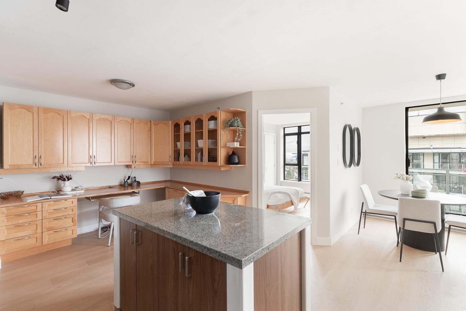 1406 - 155 W 1st Street, North Vancouver, V7M 3N8 — photo 3