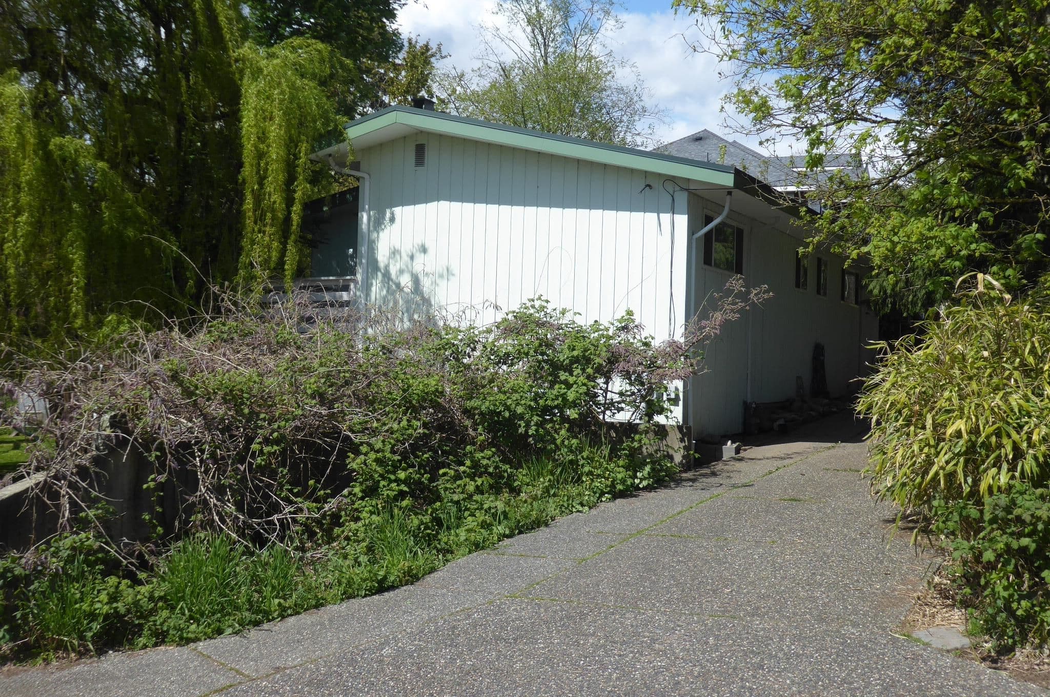 5471 184 Street, Surrey, V3S 1E1 — photo 2
