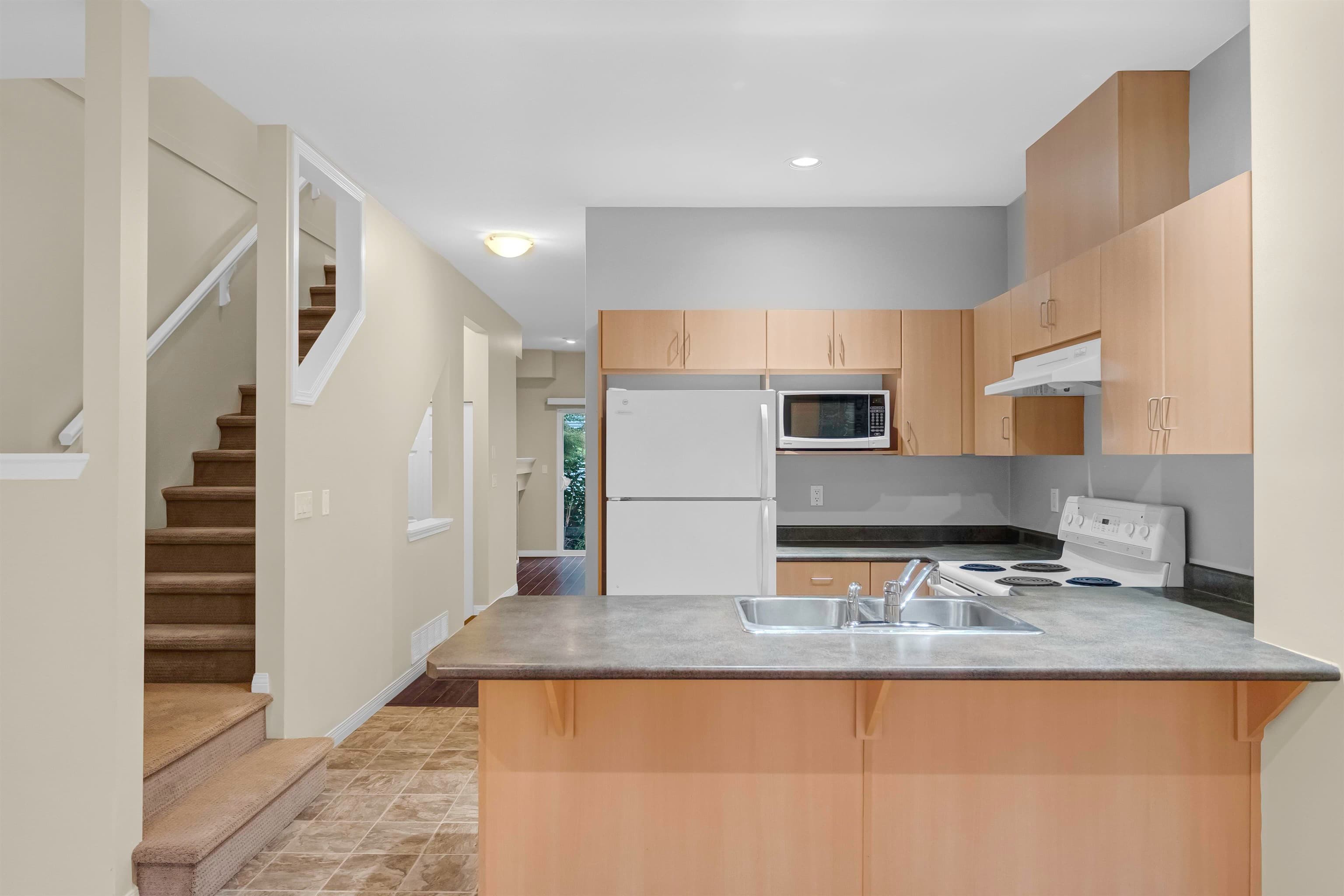 63 - 8737 161 Street, Surrey, V4N 5G3 — photo 4
