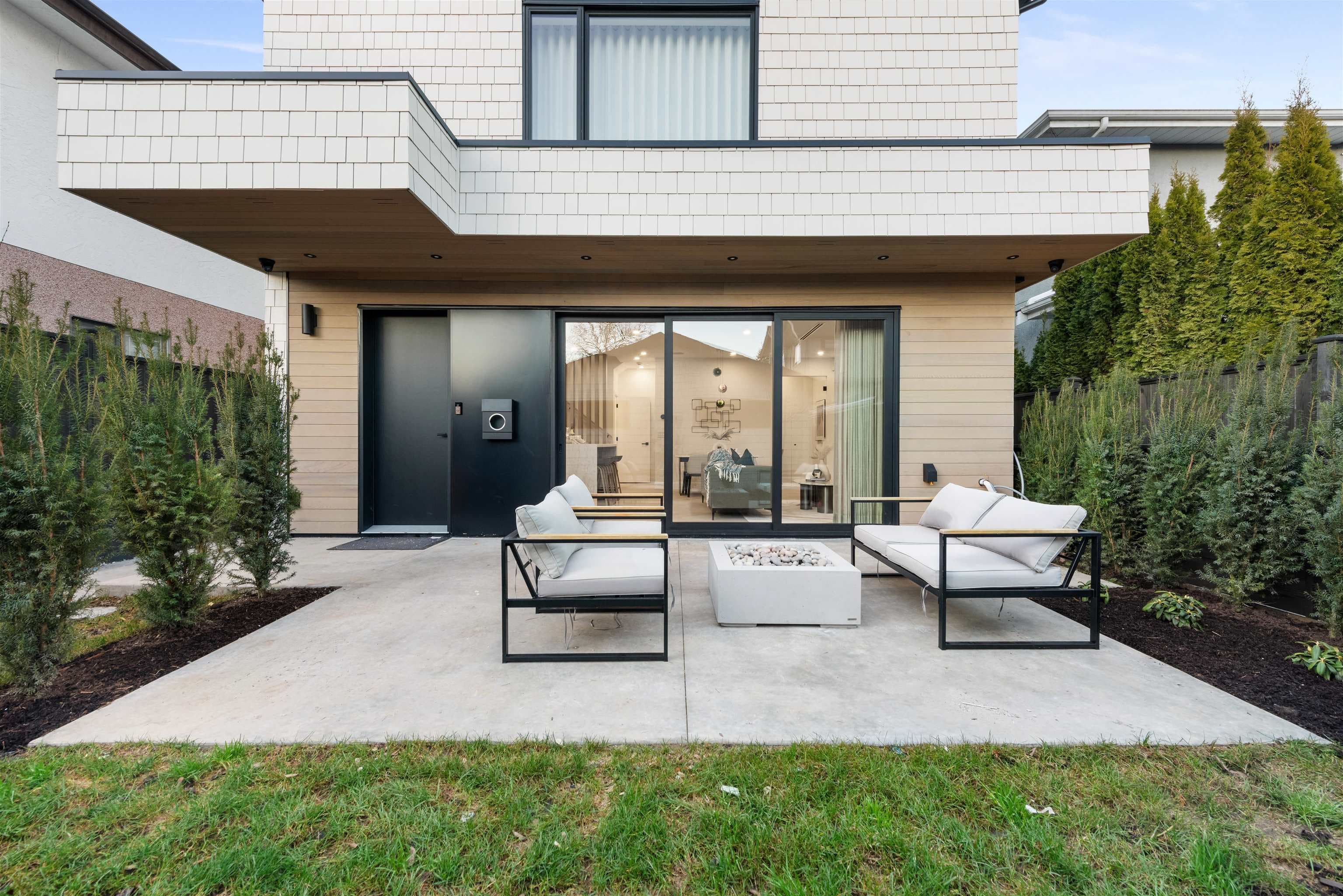 2 - 280 E 32nd Avenue, Vancouver, V5V 2Y3 — photo 2