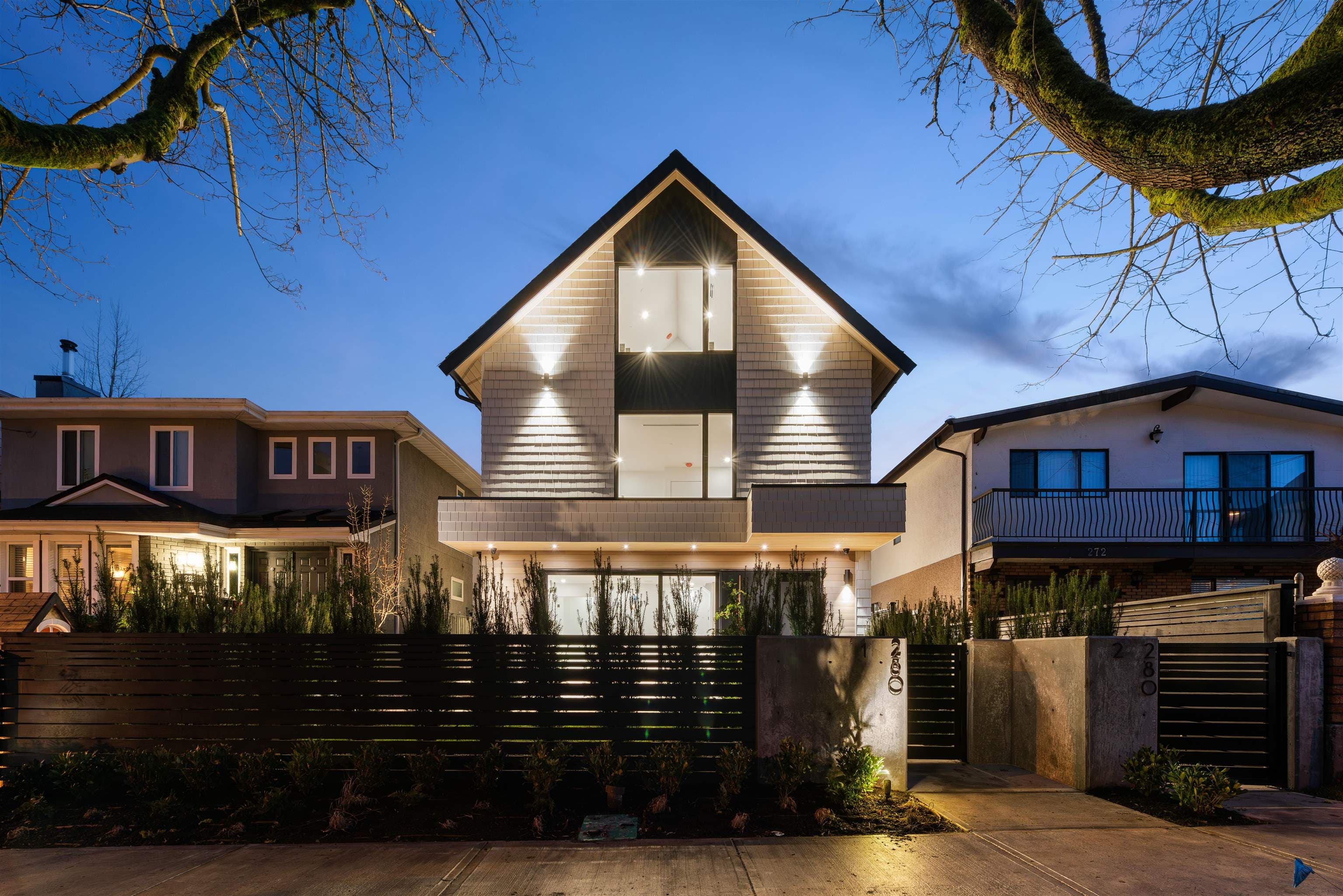 2 - 280 E 32nd Avenue, Vancouver