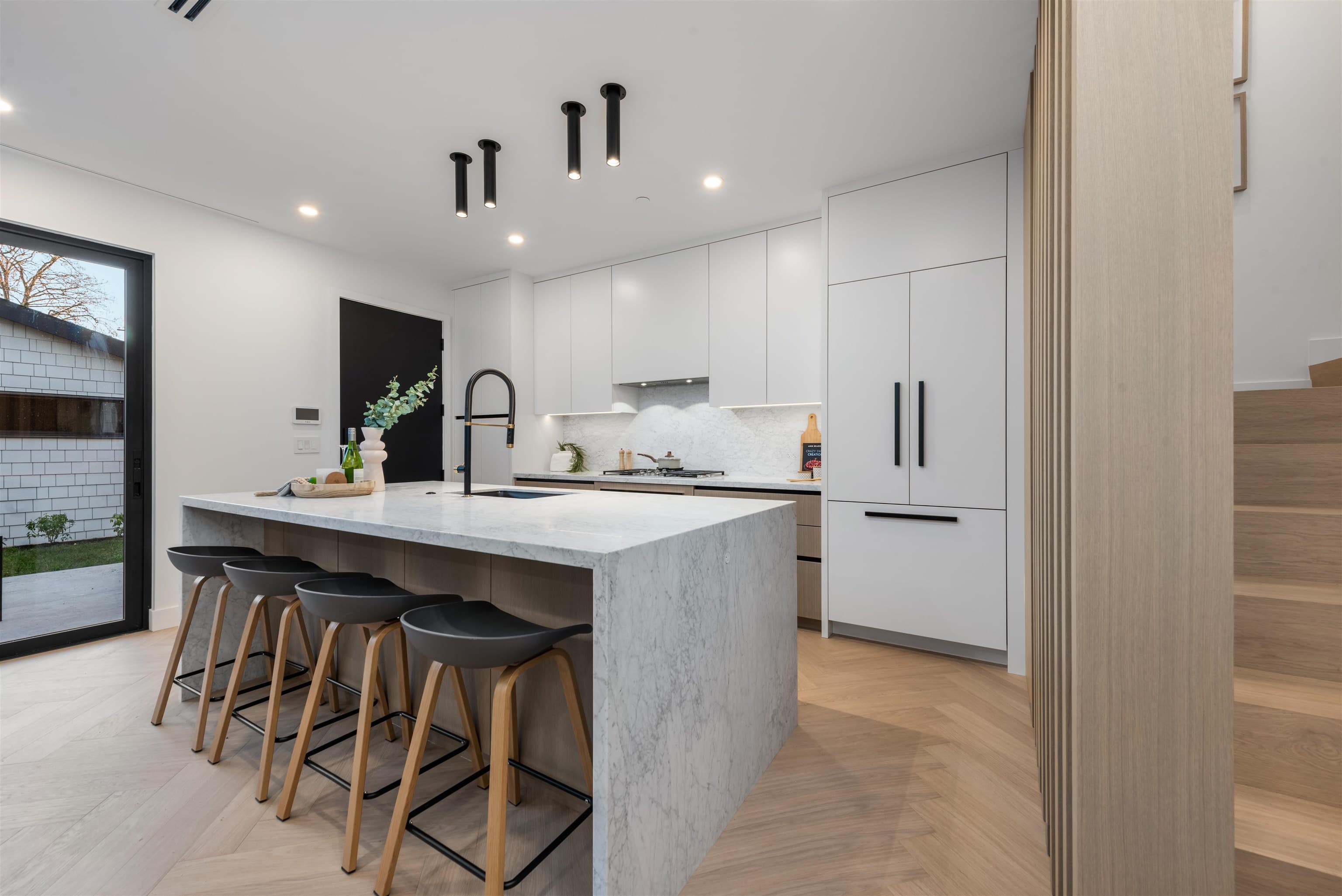 2 - 280 E 32nd Avenue, Vancouver, V5V 2Y3 — photo 5