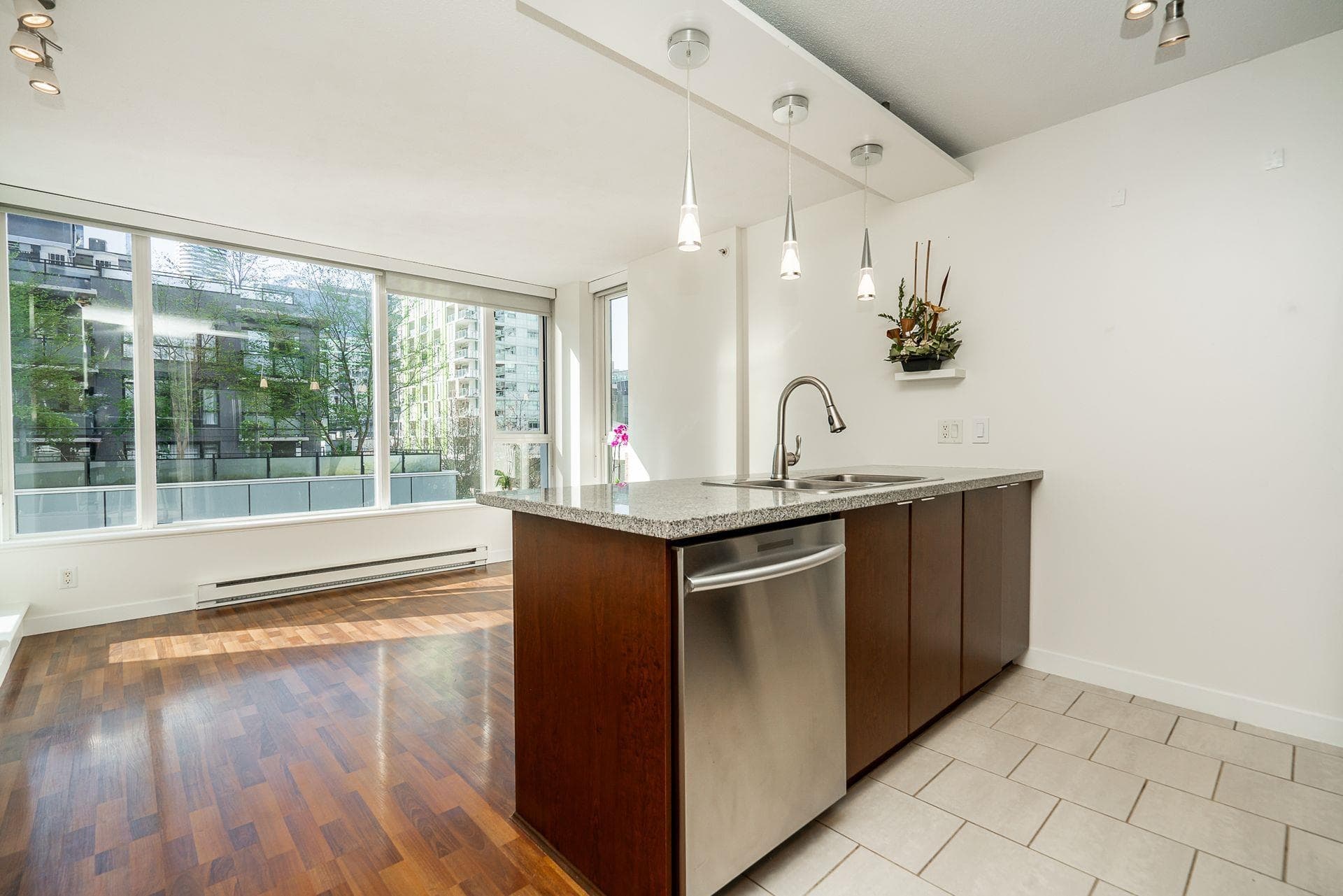 601 - 1001 Richards Street, Vancouver, V6B 1J6 — photo 4