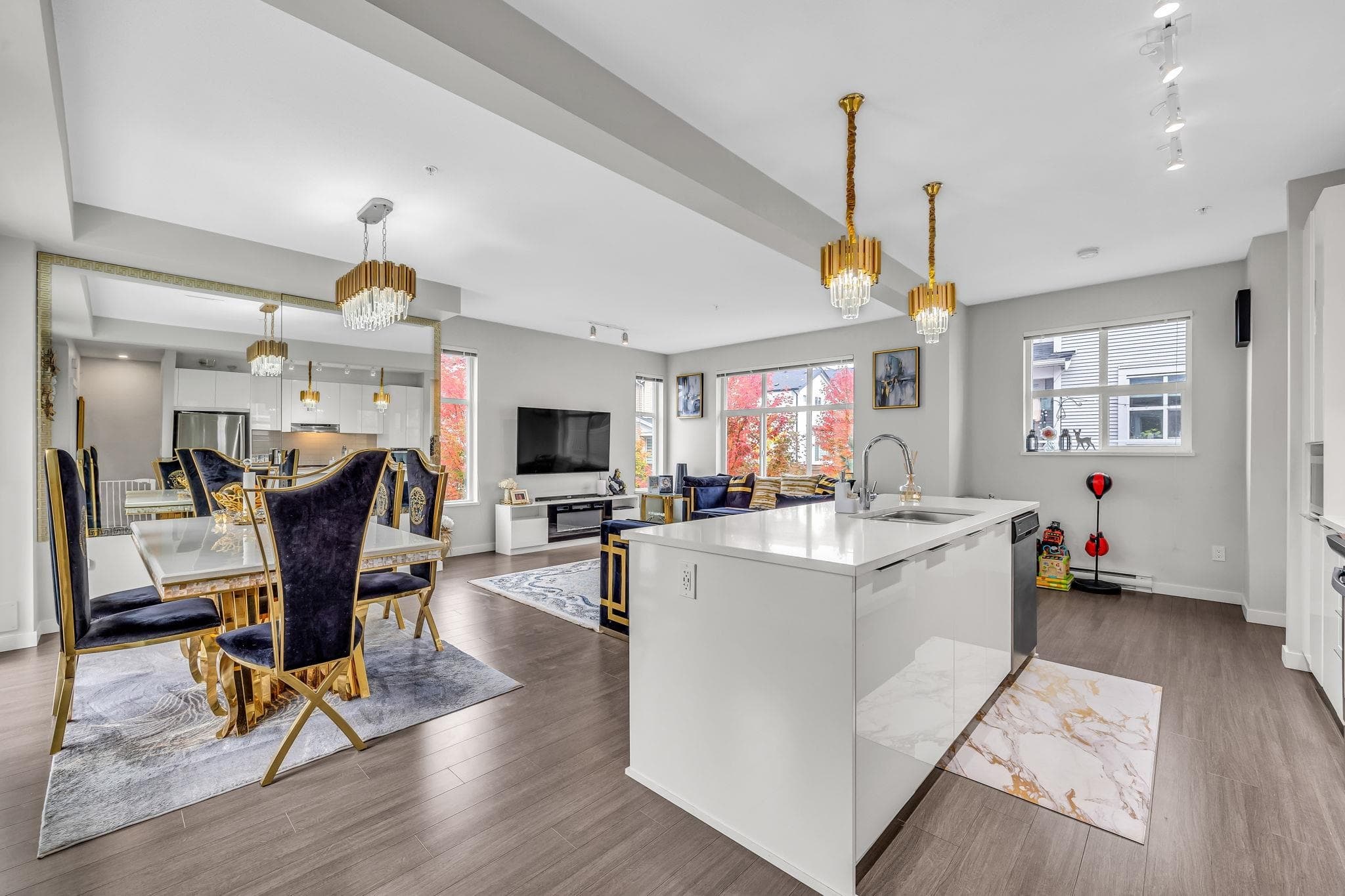 1505 - 11295 Pazarena Place, Maple Ridge, V2X 4K9 — photo 2