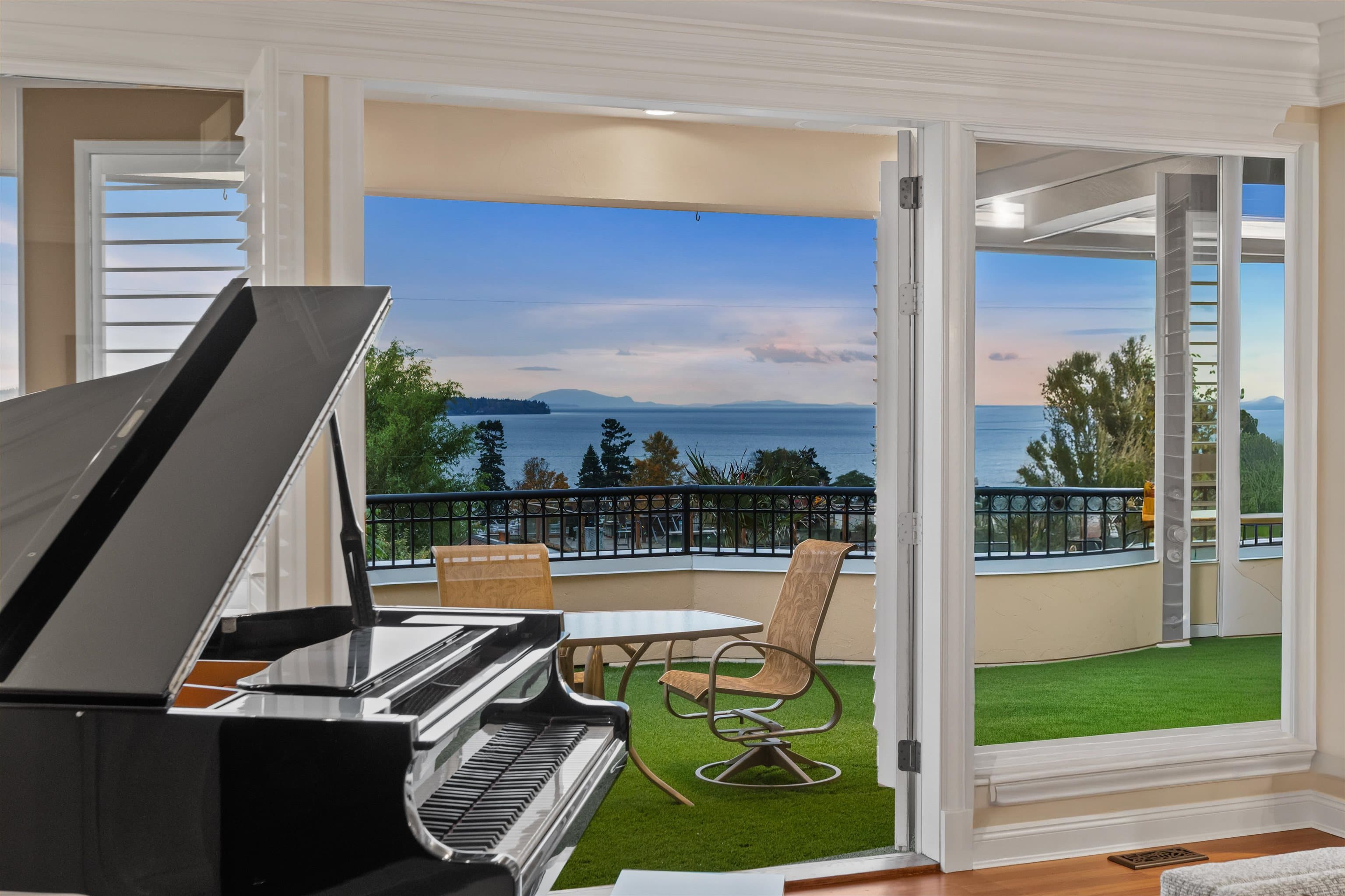 15781 Pacific Avenue, White Rock, V4B 1S5 — photo 3