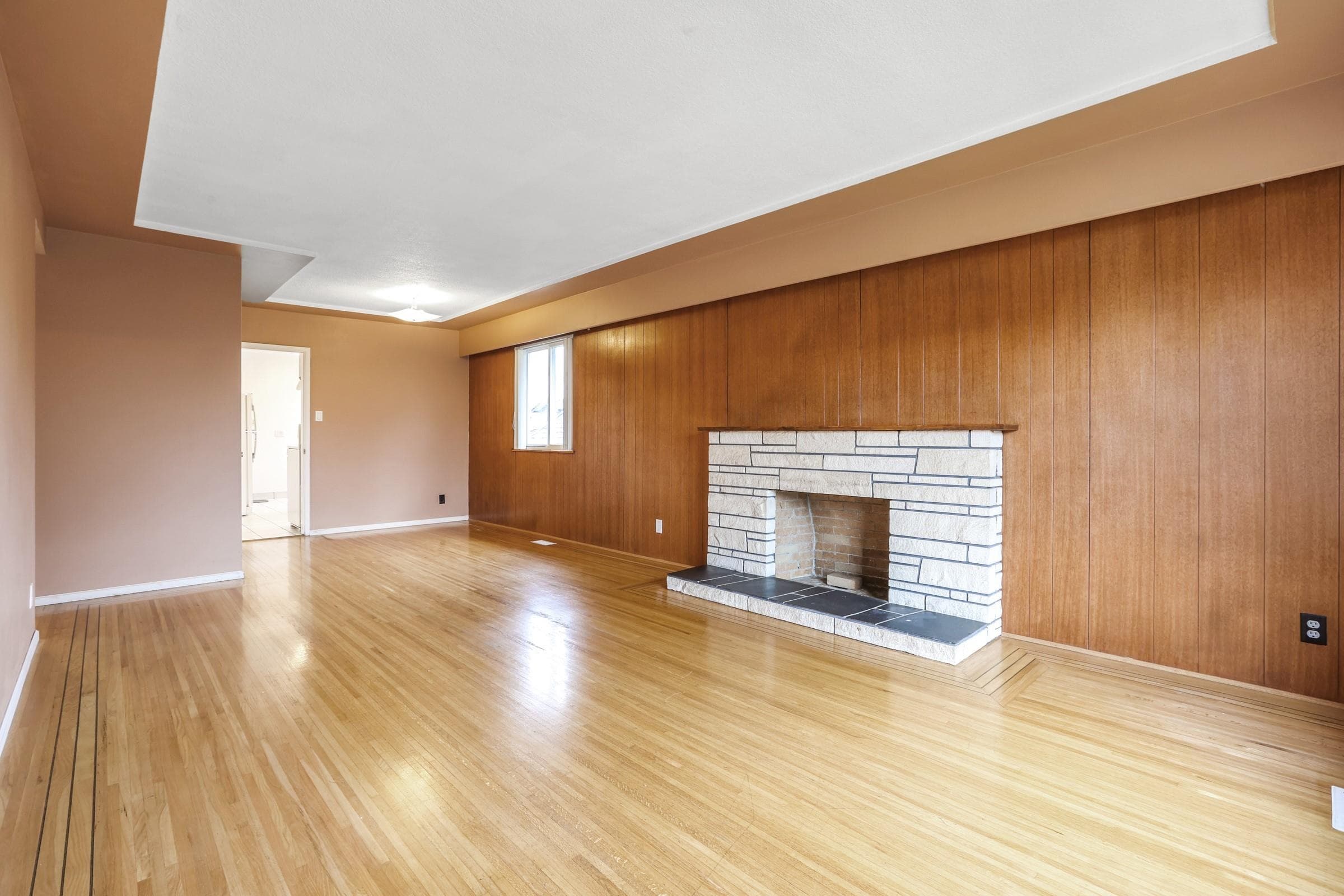 2431 E 12th Avenue, Vancouver, V5M 2C1 — photo 5
